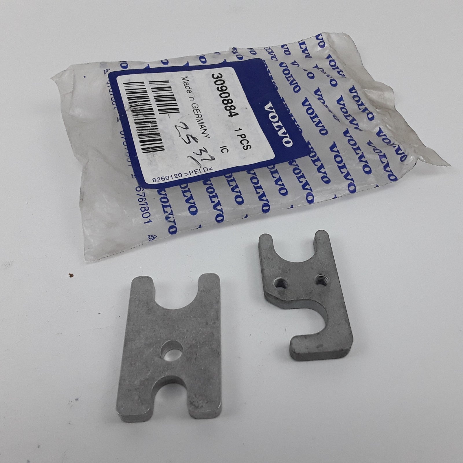 Genuine Volvo 3090884 Connecting Kit Rear Bunk HVAC Flange Heater
