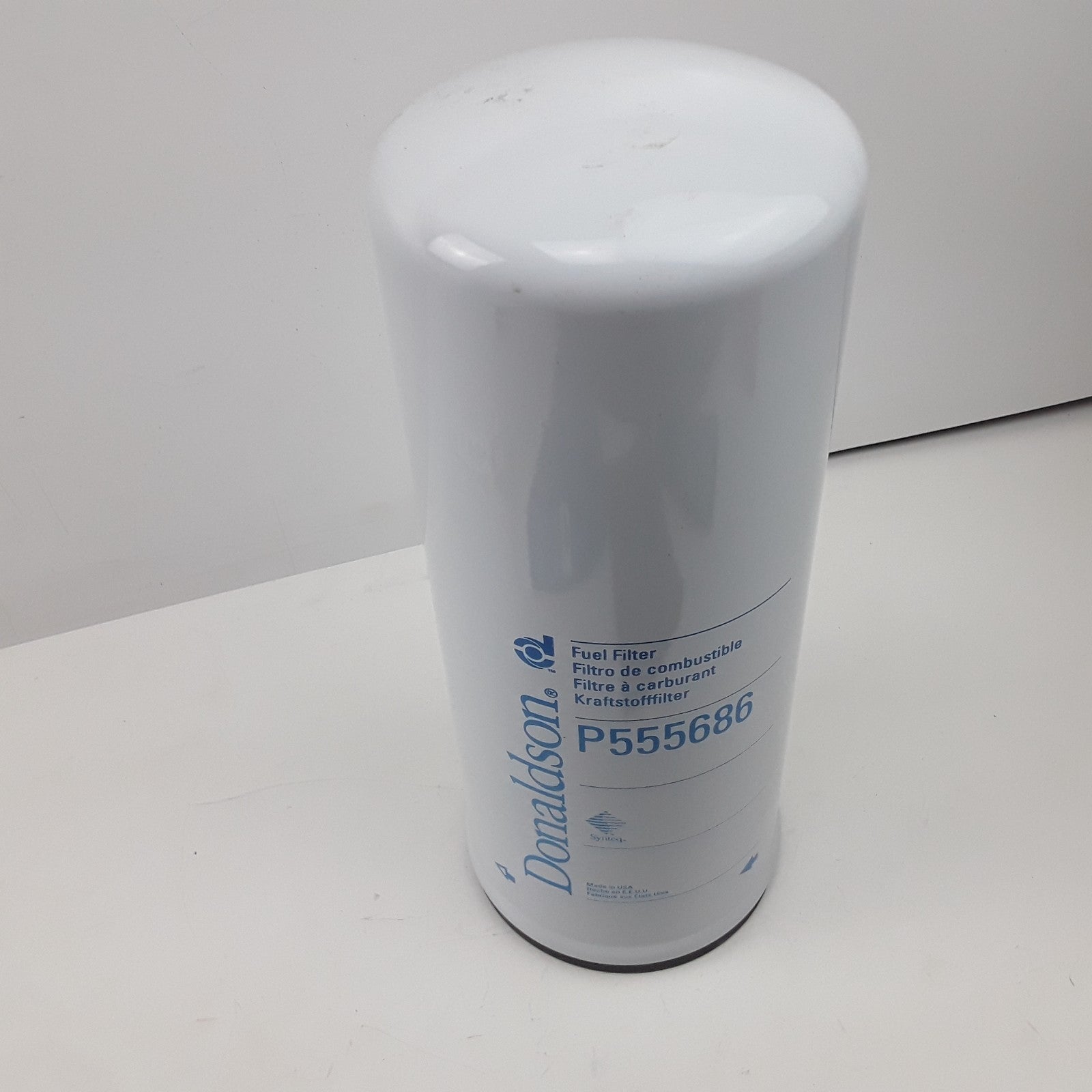 Donaldson P555686 Fuel Filter - 7.76 in. Secondary Type, Spin-On Style