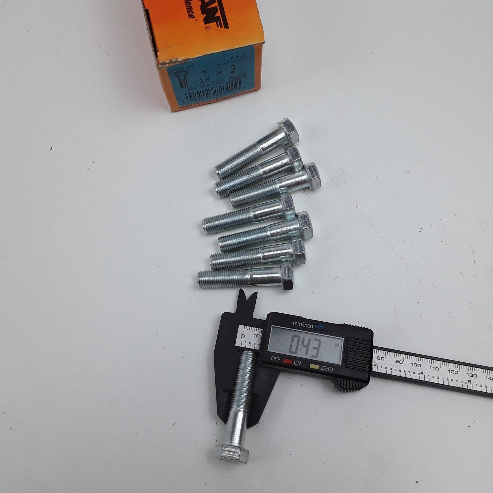 Dorman 807-320 Cap Screw-Hex Steel Head-Grade 5- 7/16-20 x 2 in Set of 8