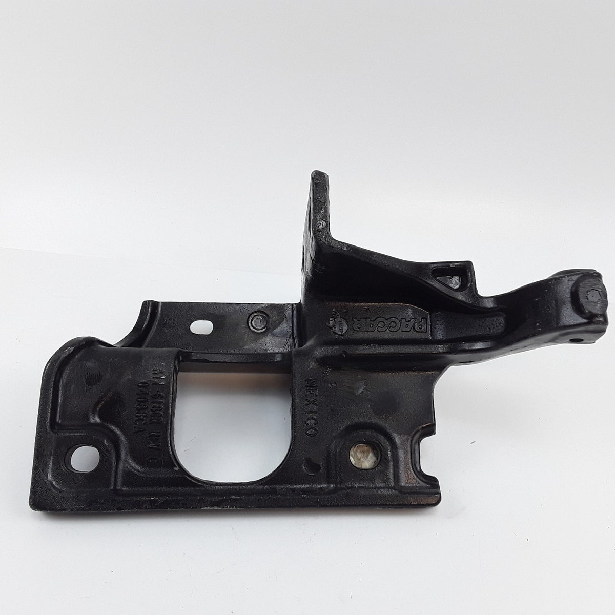 Right Passenger Side Bumper Bracket Mount Support A11-6180R Fits Kenworth