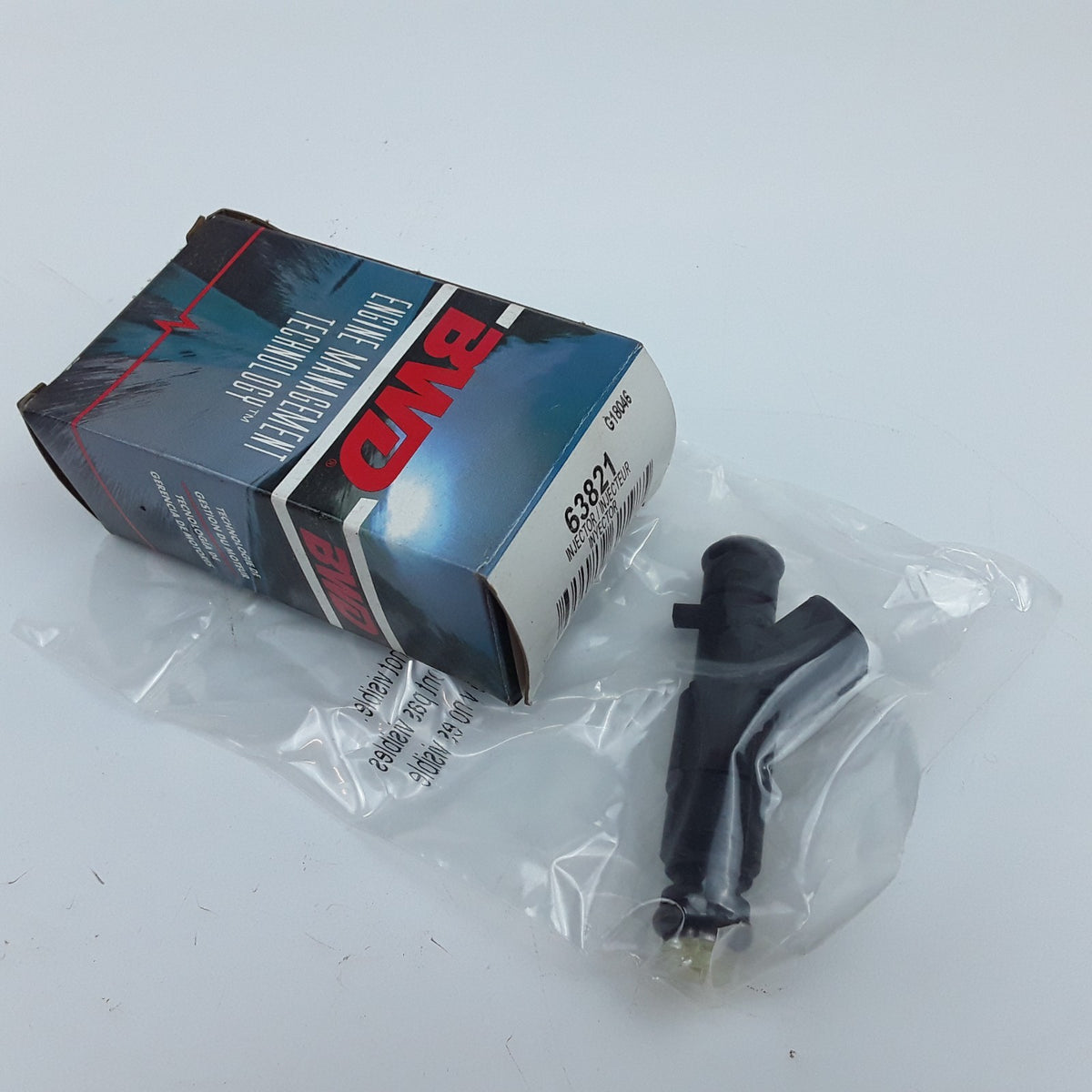 Fuel Injector Fits Cadillac Oldsmobile Cadillac (2000 2001 2002 2003 2004 2005)
