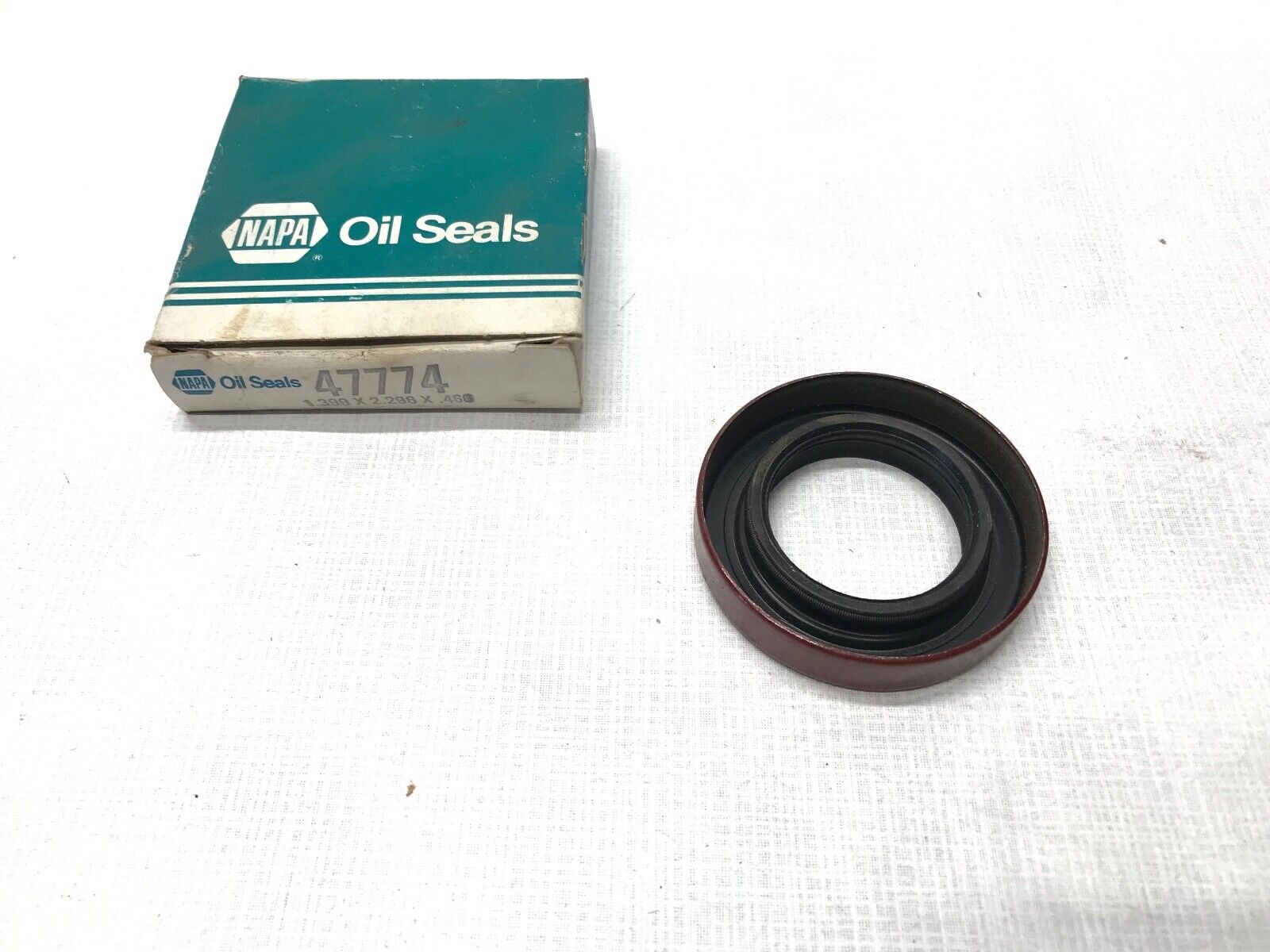 OIL SEAL GENUINE NAPA 47774 / 47774 FAST SHIPPING - HotCarParts