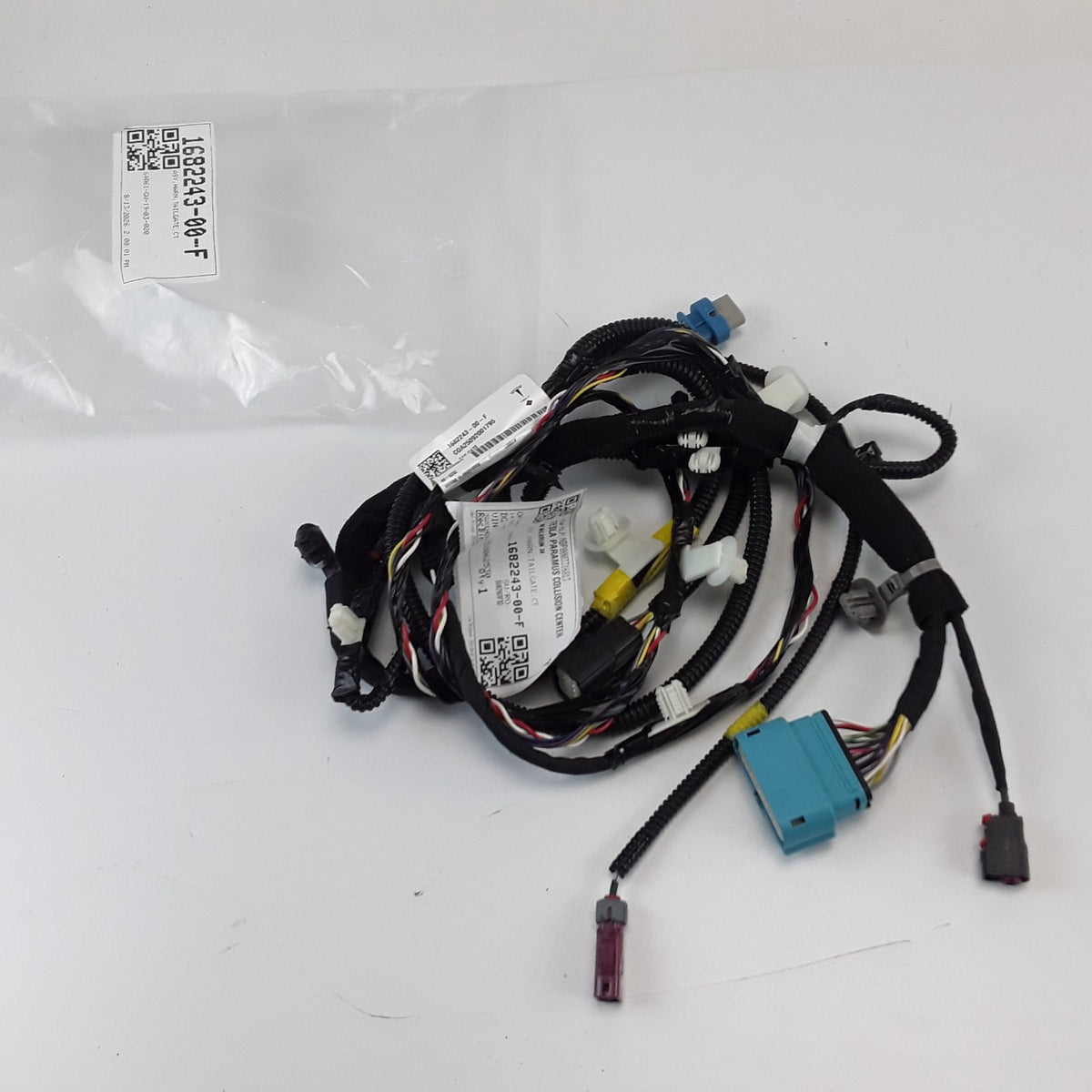 Cybertruck Rear Tailgate Electrical Wiring Harness 1682243-00-F OEM