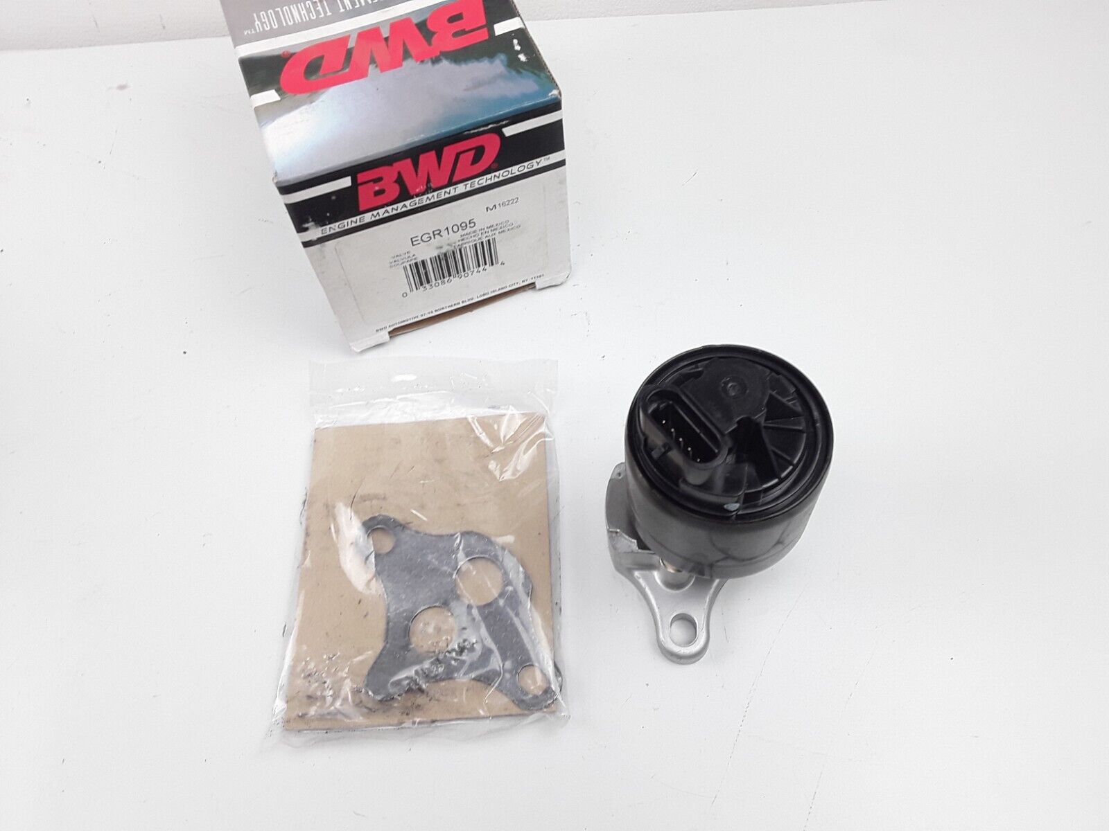 EGR Valve for Pontiac Grand Prix Bonneville Oldsmobile Chevrolet Buick 1995-2001 - HotCarParts