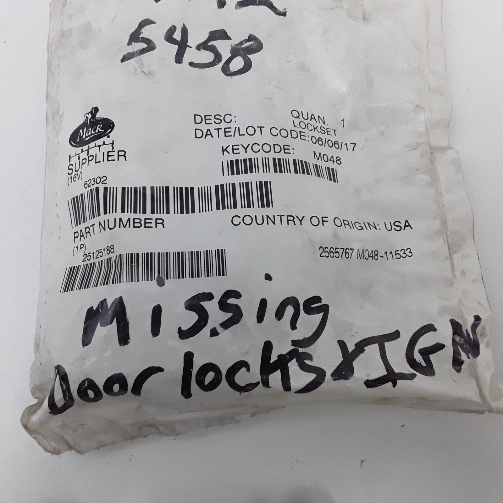 Lock Cylinder 25125188 Fits Volvo VNL VHD VT Mack Classic R-Series Models
