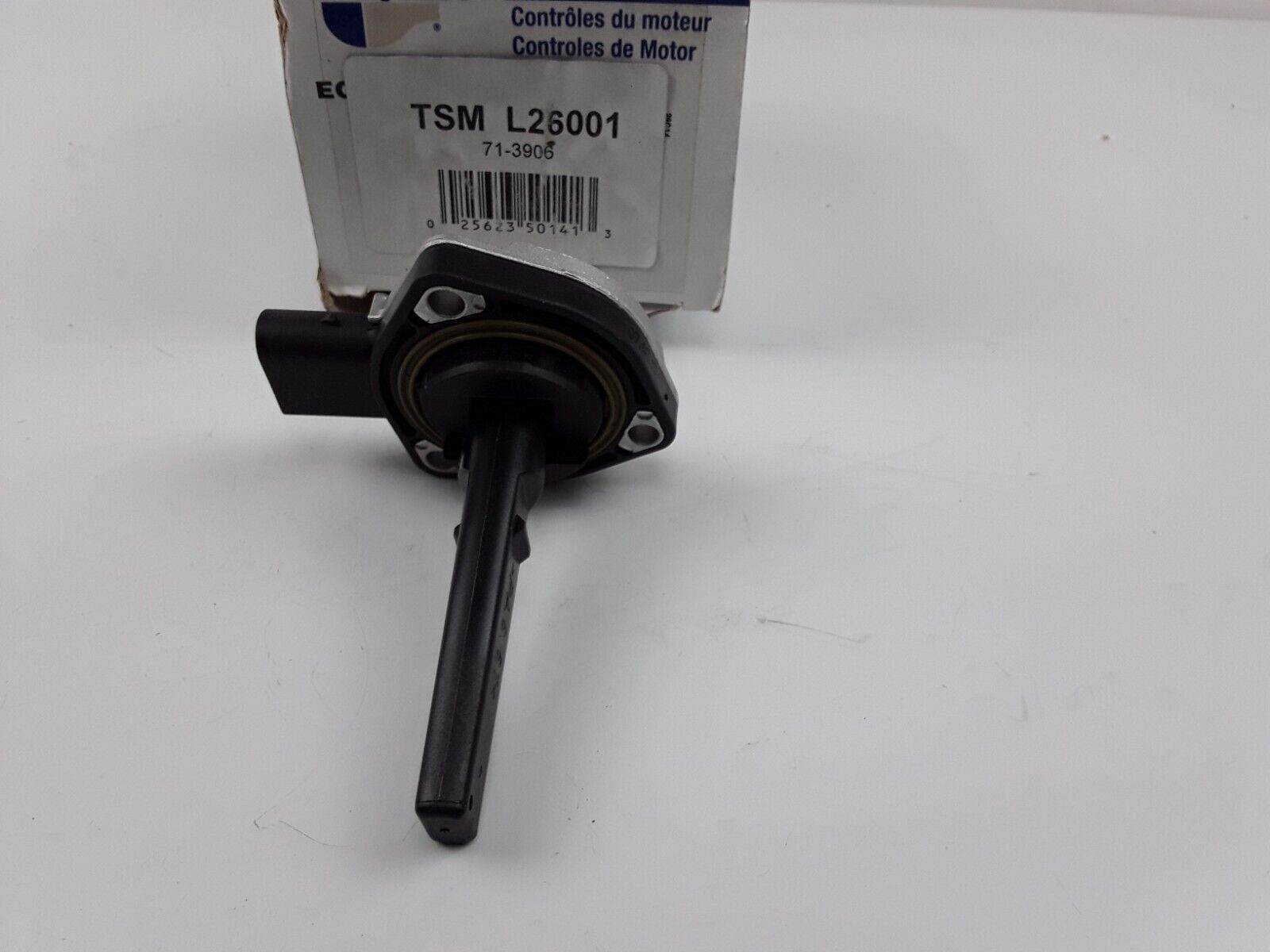 Engine Oil Level Sensor For BMW 335d 320i X3 Z8 Z4 Z3 X5 750iL 740i 540i 530i M3 - HotCarParts