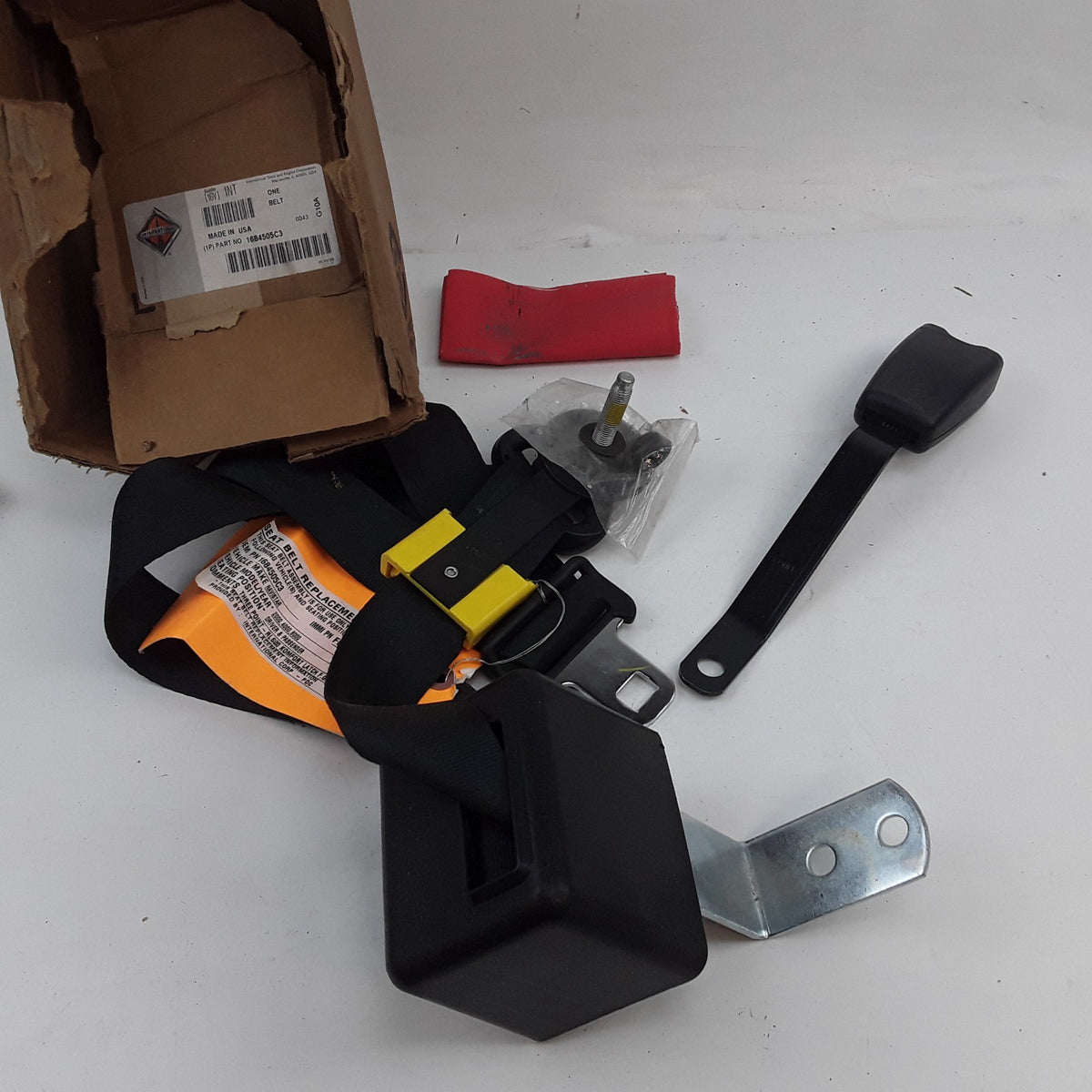 International 1684505C3 Safety Seat Belt Fits Navistar International Trucks