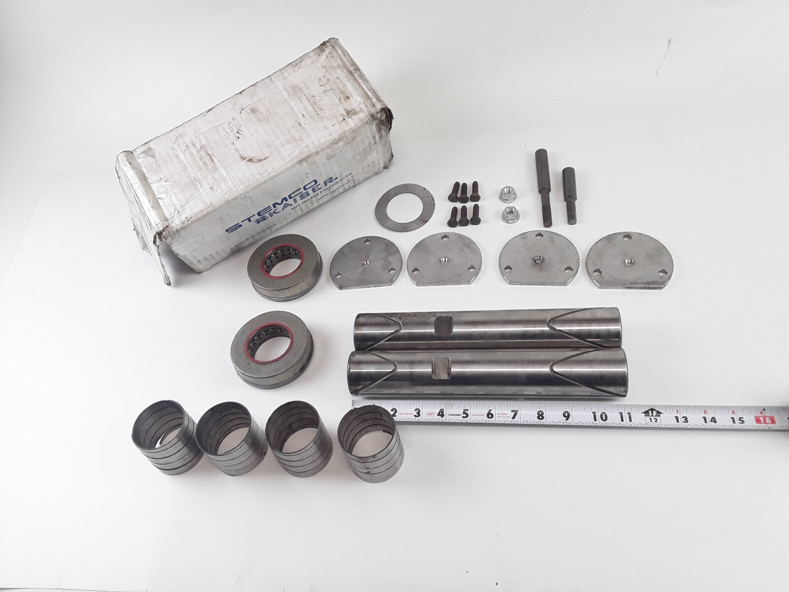 King Pin Kit Stemco Kaiser Kingpin Set 115654 W/ Tapered Bearing T208S & 20M21-2