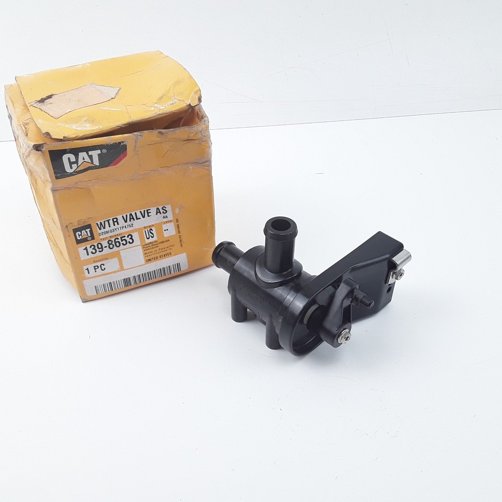 Caterpillar 139-8653 Water Valve 97.6mm Height For Heavy Duty Car & Trucks
