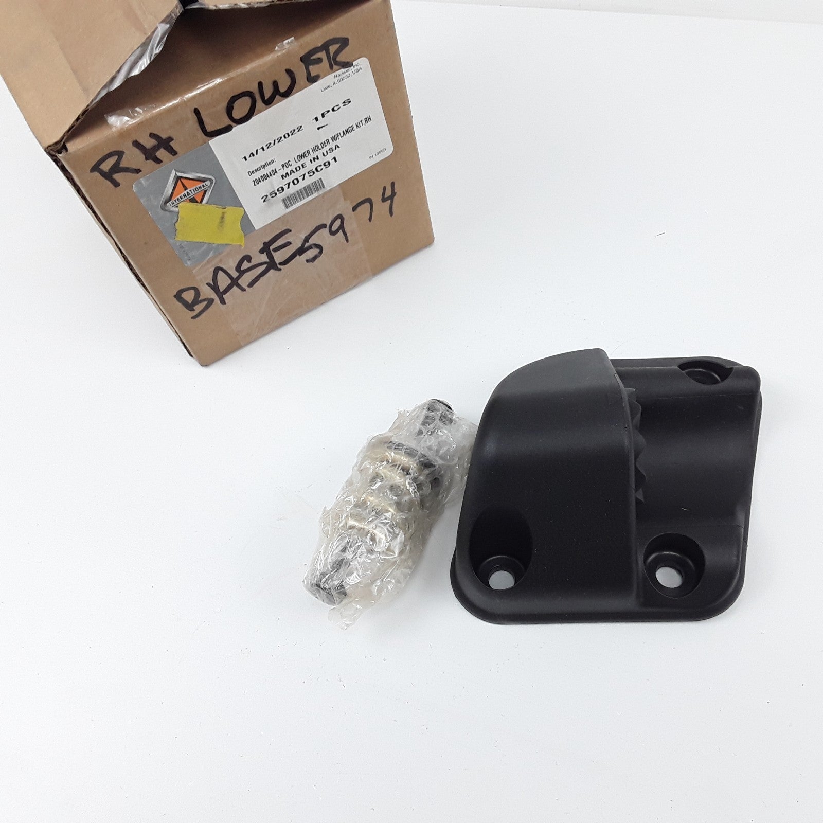 Right Mirror Bracket Fits International IC Corporation 2002 2003 2004 2005-2018