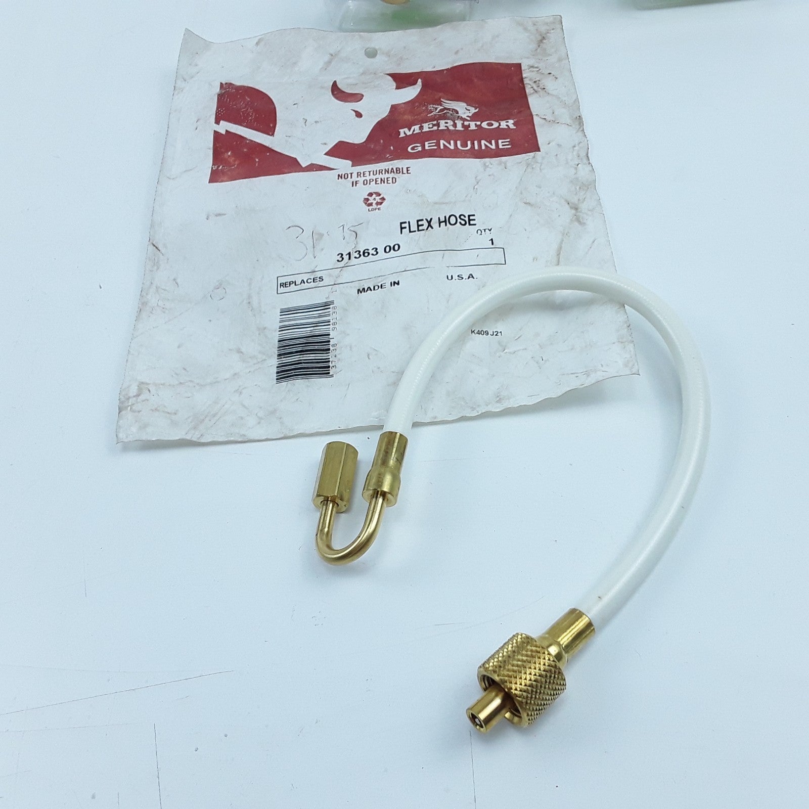 Tire Inflation System Hose Outside Tire 13.5 in For Wheels Larger Than 17.50 in