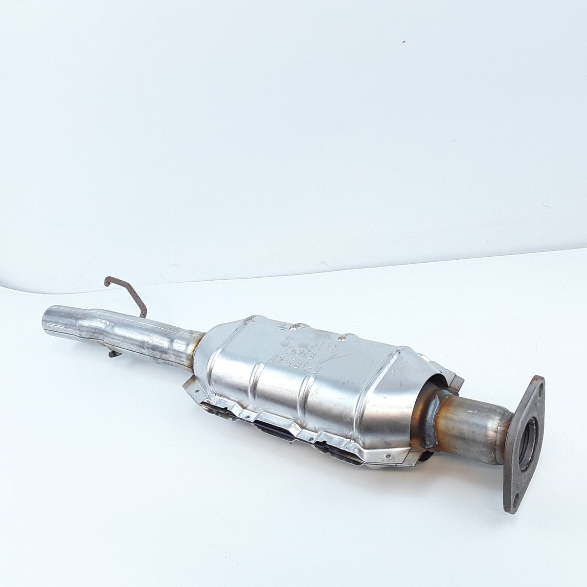 Walker 82693 Catalytic Converter Fits Ford Escape Mazda Tribute 2001 2002-2004