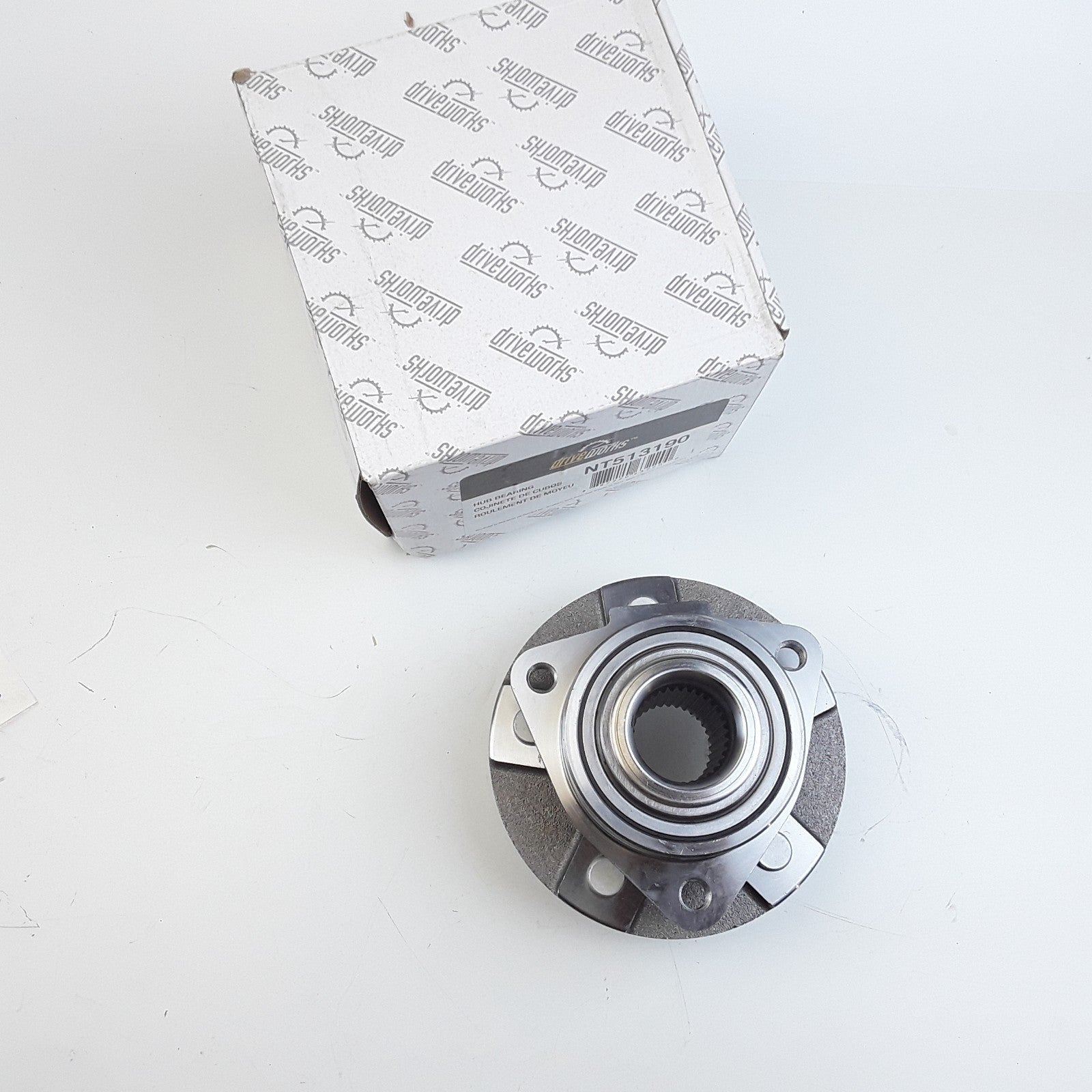 Wheel Bearing and Hub Assembly Front Fits Saturn Vue 02-07,Chevrolet ,Pontiac 06