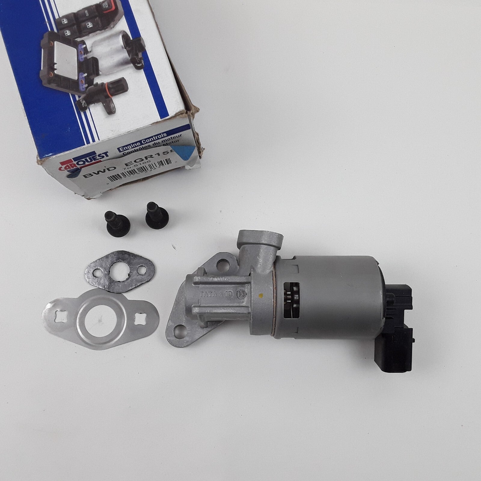 EGR Valve Fits Dodge Caravan Grand Caravan Chrysler Town & Country (2004-2005)