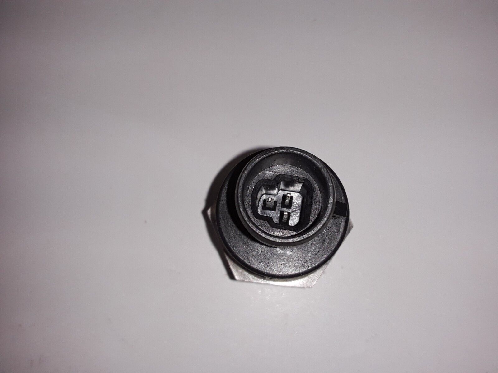 Detroit Diesel 23530778 SENSOR PRESSURE TRANSDUCER AIR INLET INT MFD. SERIES 50 - HotCarParts