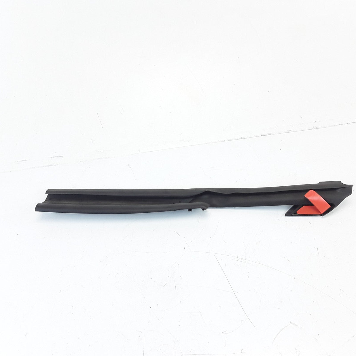 6009607-00-E Right Front Fixed Glass Door Seal For Tesla Model S 2012-2021 OEM
