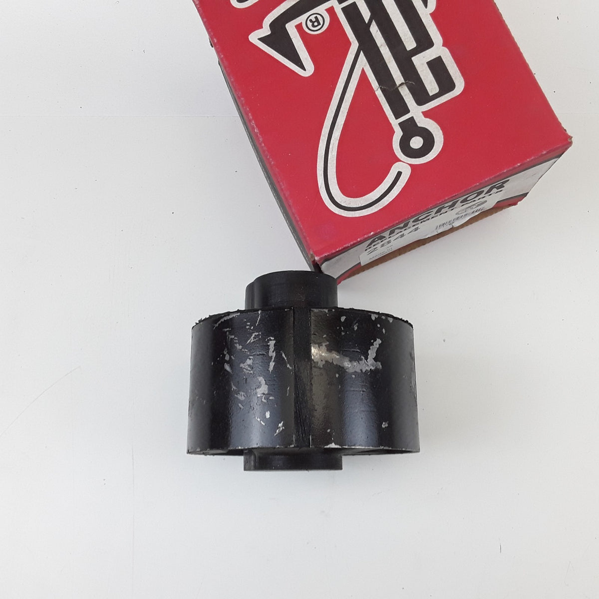 Engine Mount Right Side Fits Chrysler Town & Country Dodge Caravan 1996-2000