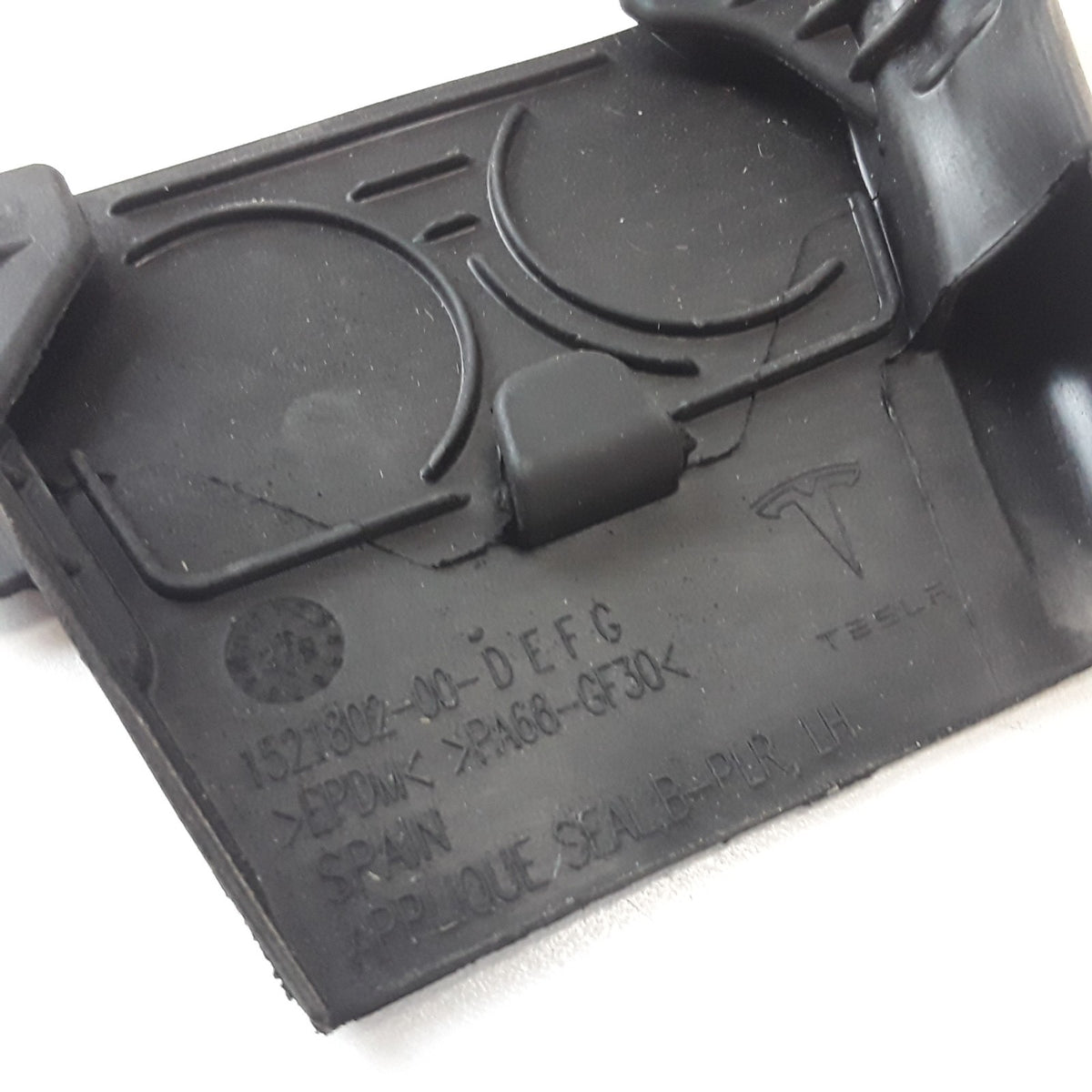Model X 2025 LH Front B-Pillar Applique Seal 1521802-00-D Genuine OEM