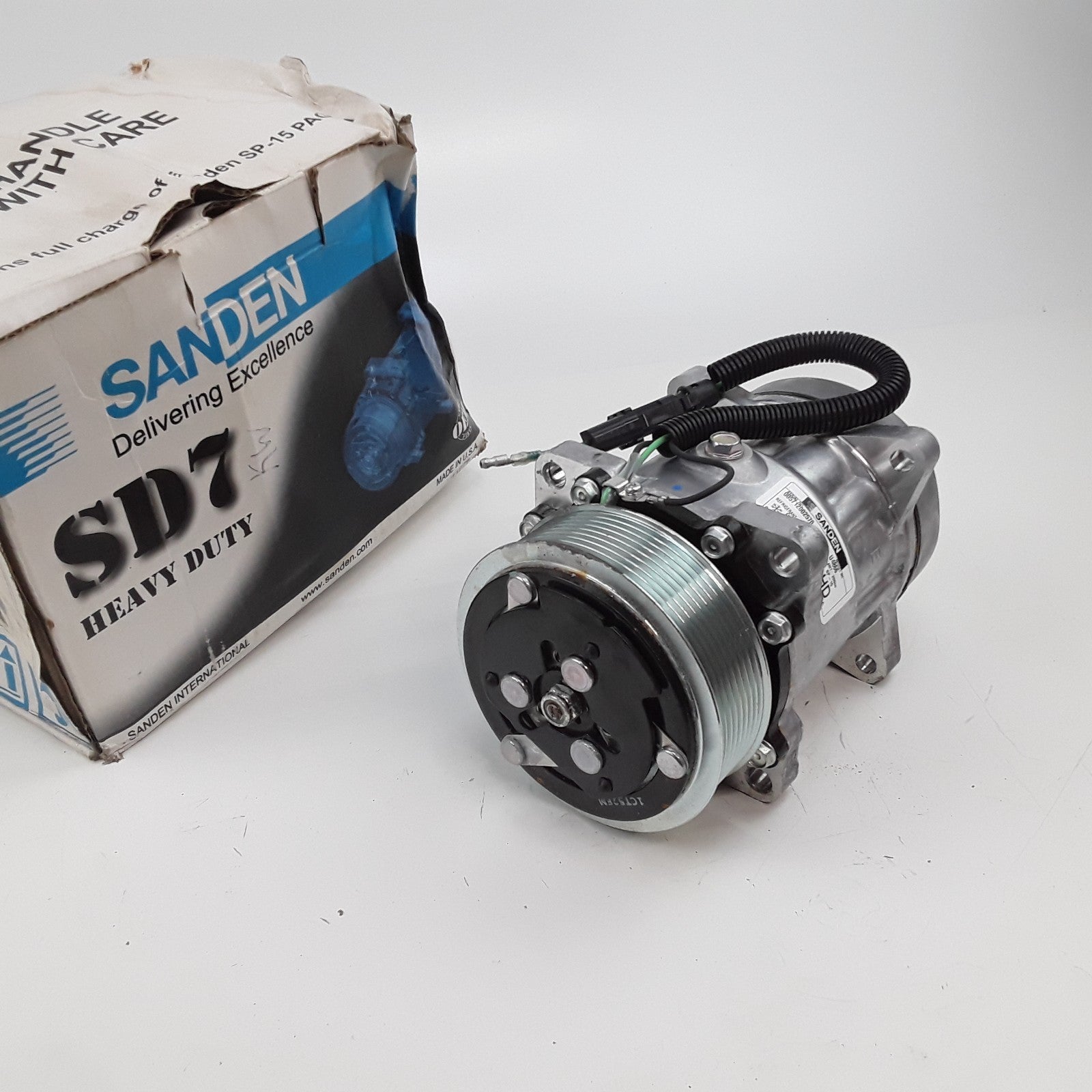 Red Dot 75R89354 U4866 Compressor with Clutch Assembly Heavy Duty