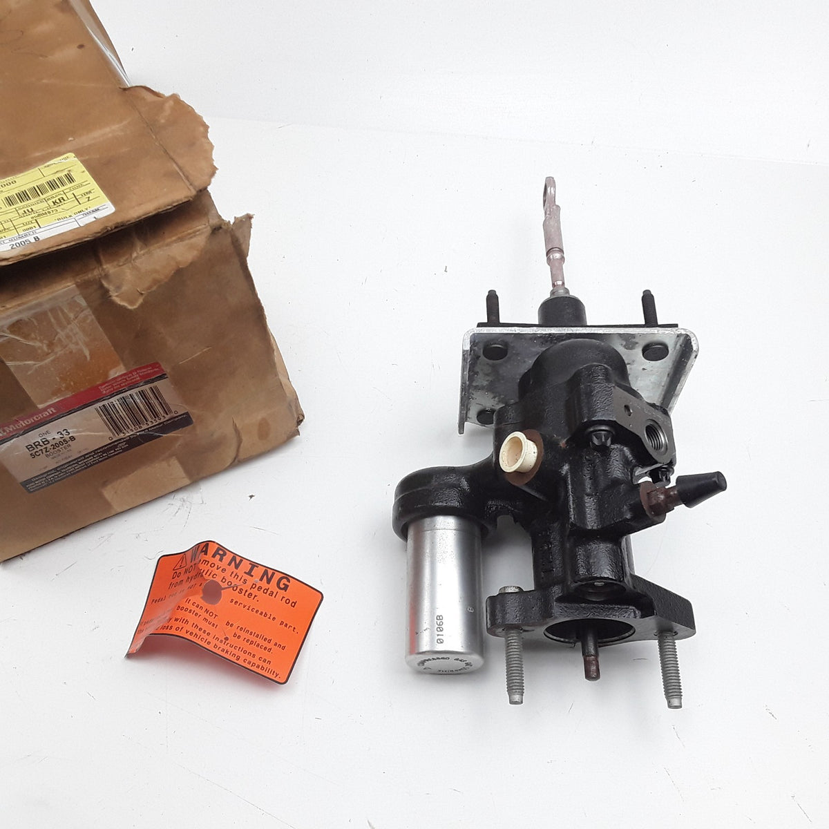 Power Brake Booster Fits Ford F-250 F-350 F-450 F-550 Super Duty 1999-2004