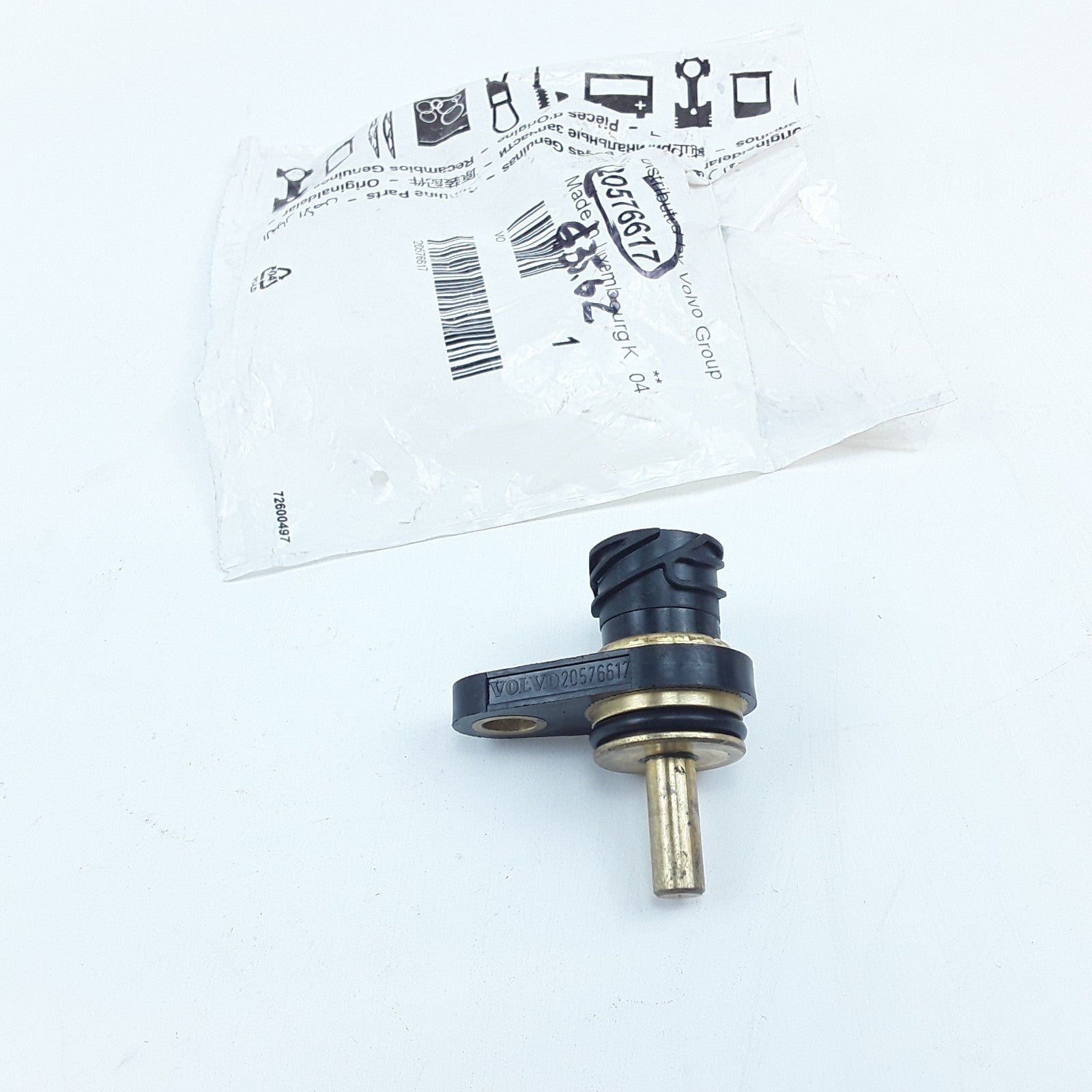 Genuine Volvo 20576617 Engine Coolant Temperature Sensor For Volvo Mack Trucks