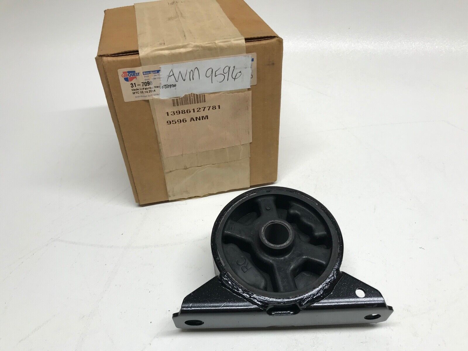 Engine Mount CARQUEST 31-7096 for Volvo S40, V40 FAST SHIPPING - HotCarParts