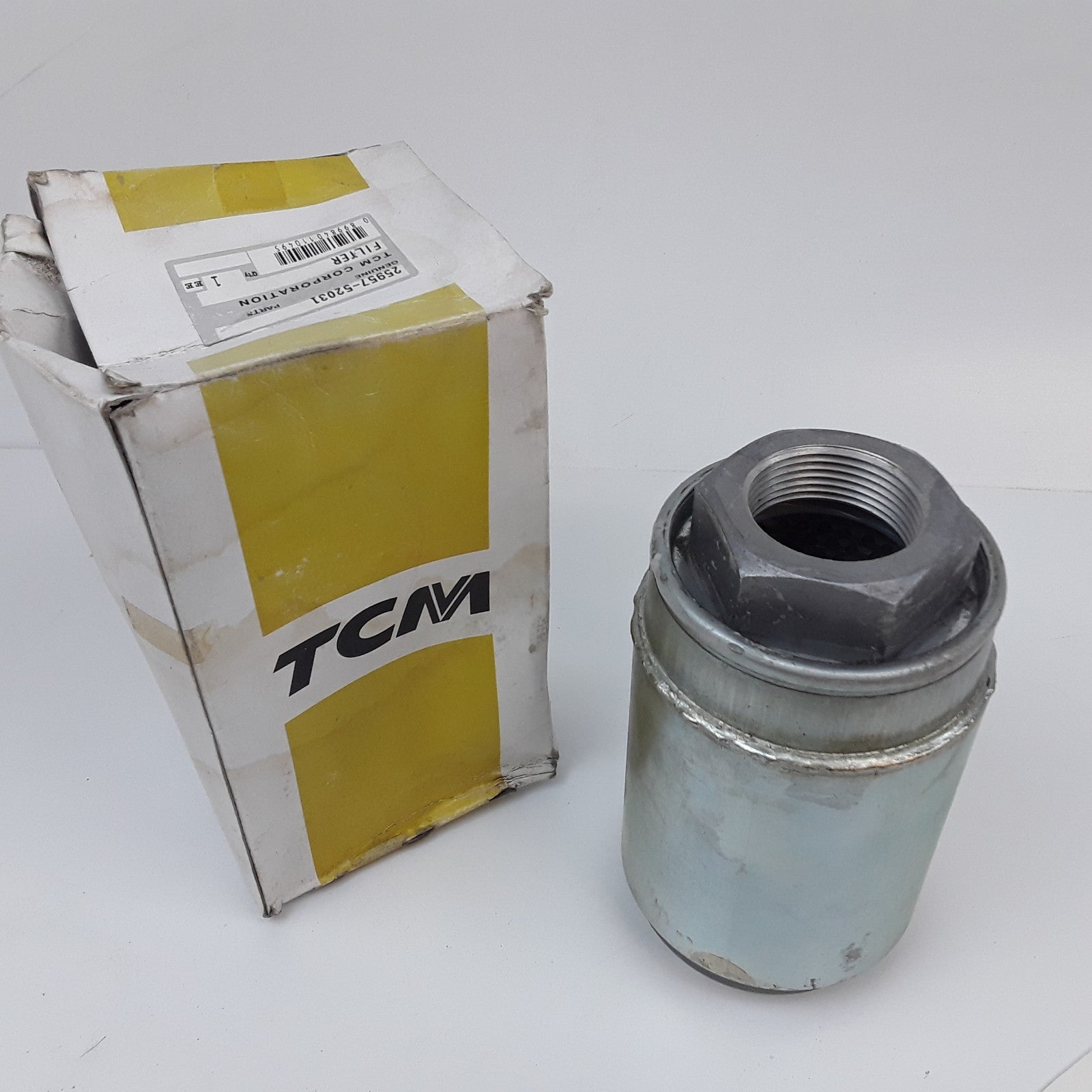TCM 25957-52031 Hydraulic Suction Filter Forklift Fits FD35–50 / FG35–50