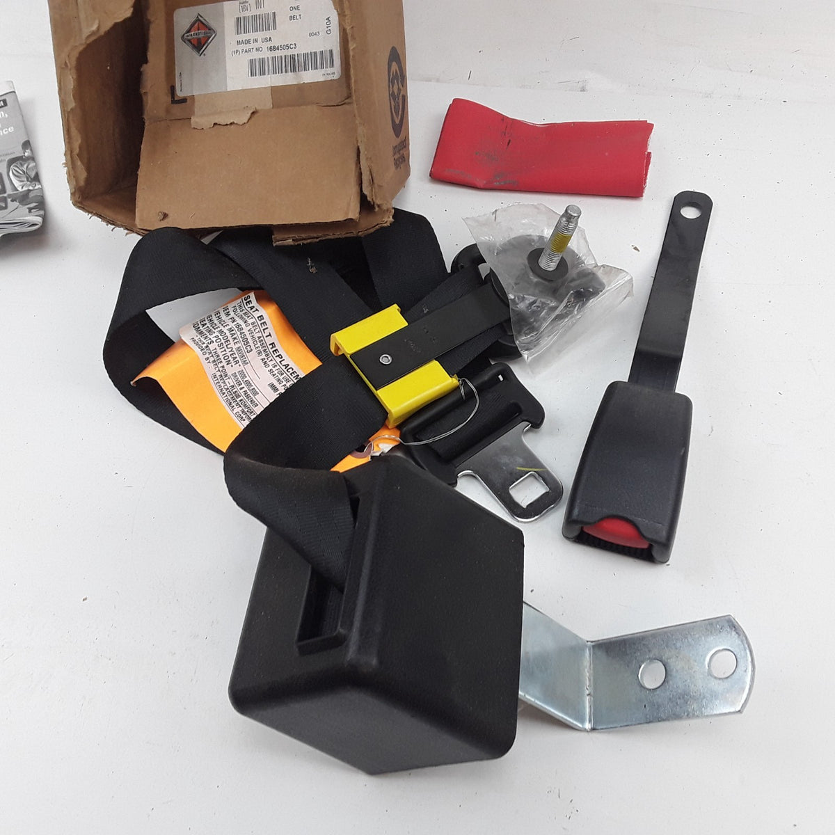 International 1684505C3 Safety Seat Belt Fits Navistar International Trucks