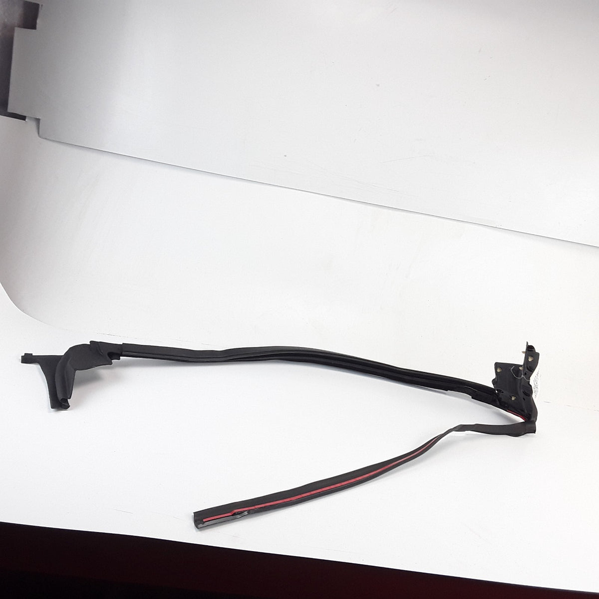 Model X 2015-2021 Front Left Inner Belt Seal 1472044-00-B OEM
