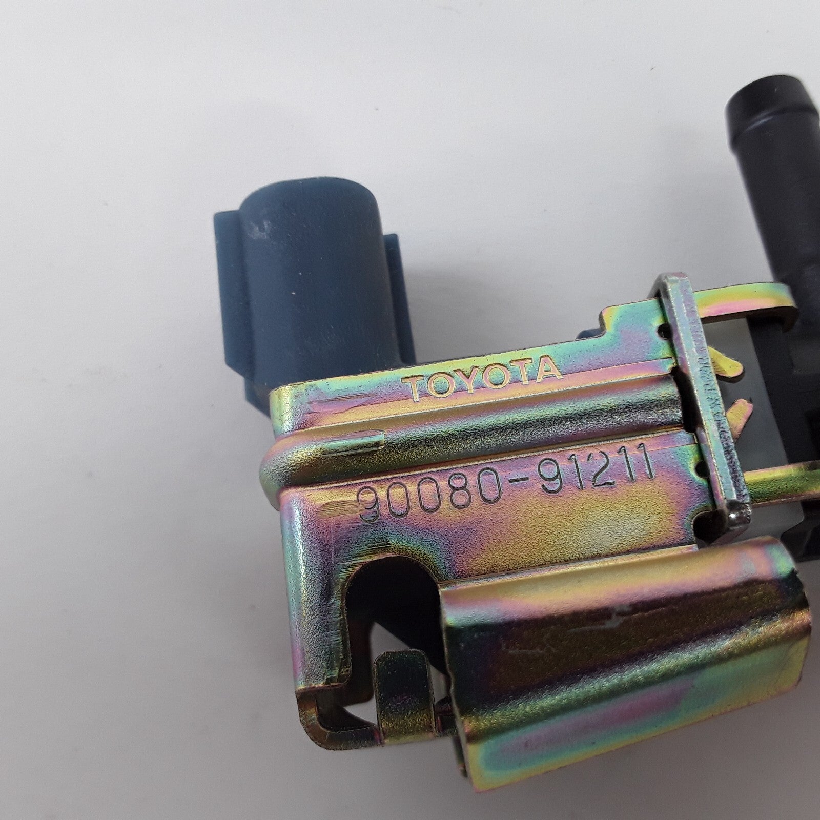 Fuel Vapor Canister Fits Toyota Matrix Corolla Pontiac Vibe 2003 2004 2005 2006