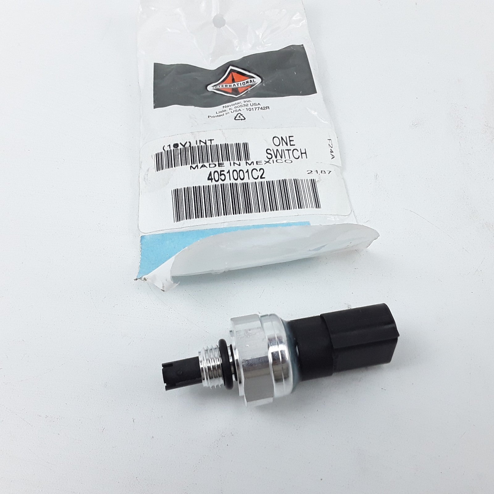 Pressure Sensor Fits International CV515 RH613 7600 3300 HV613 3100 (2016-2022)
