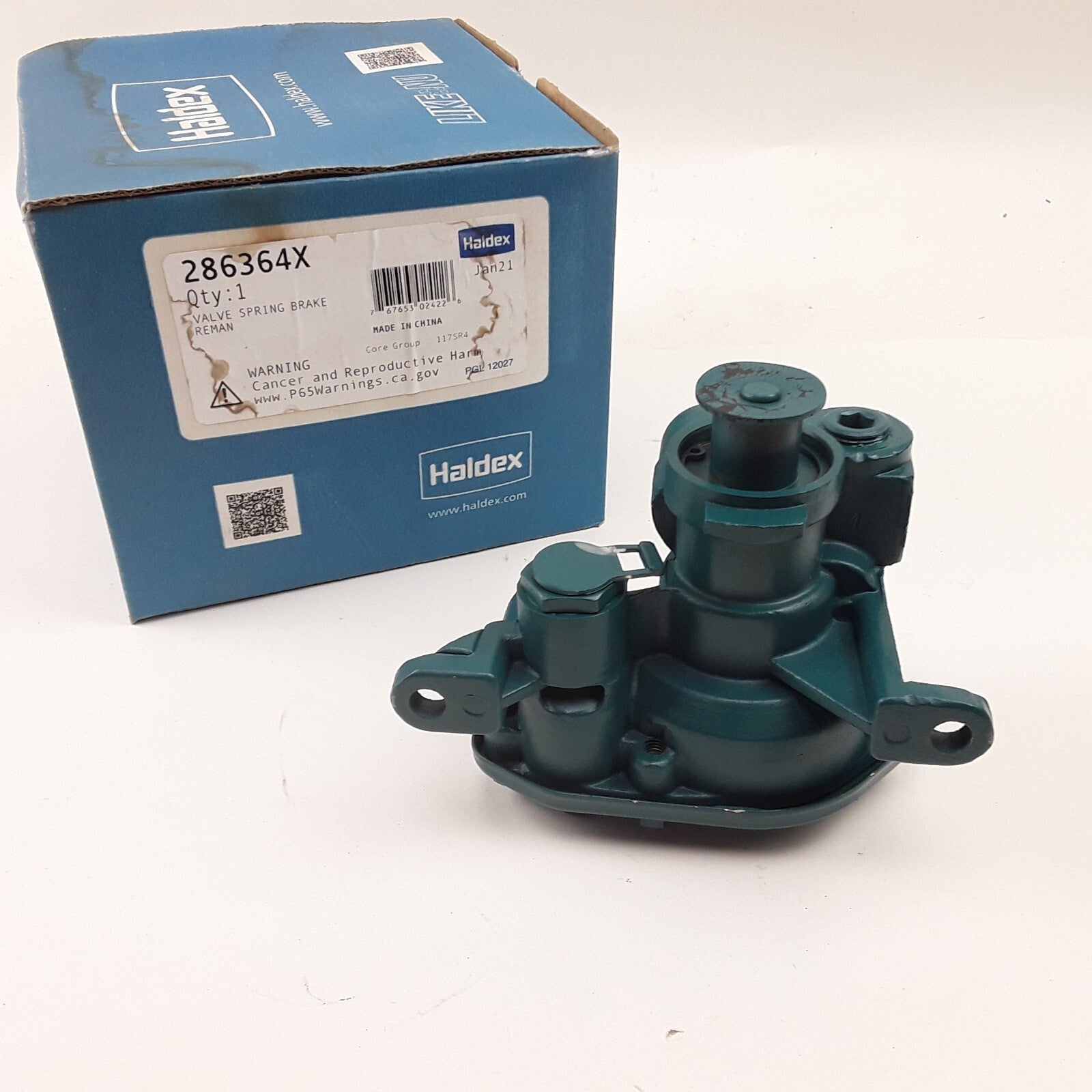 Haldex 286364X Tractor Spring Brake Valve 1/4" Reservoir Port Heavy Duty