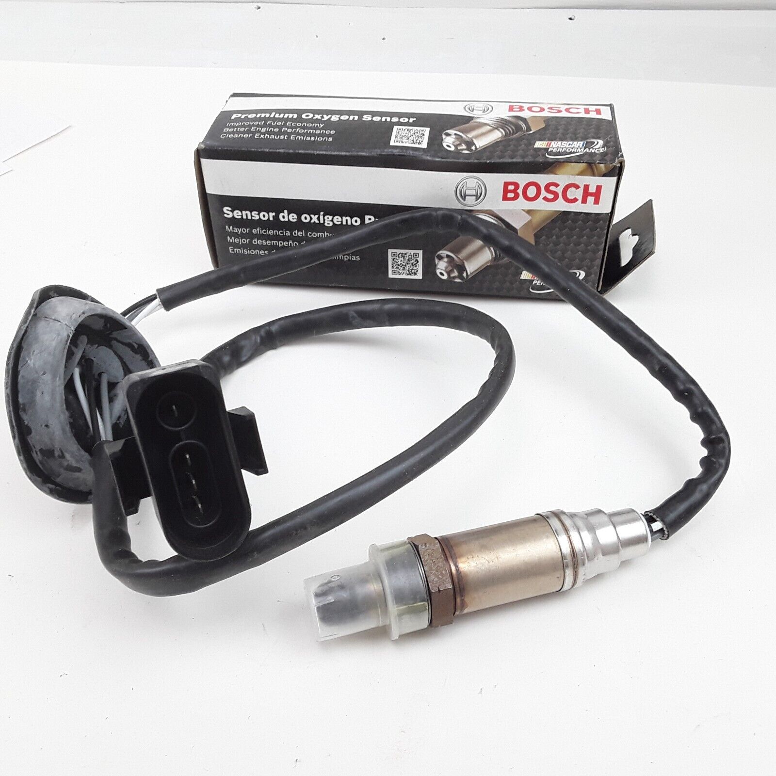 Downstream Oxygen Sensor Bosch 13823 Fits Audi A8 , A8 Quattro 1997 1998 1999