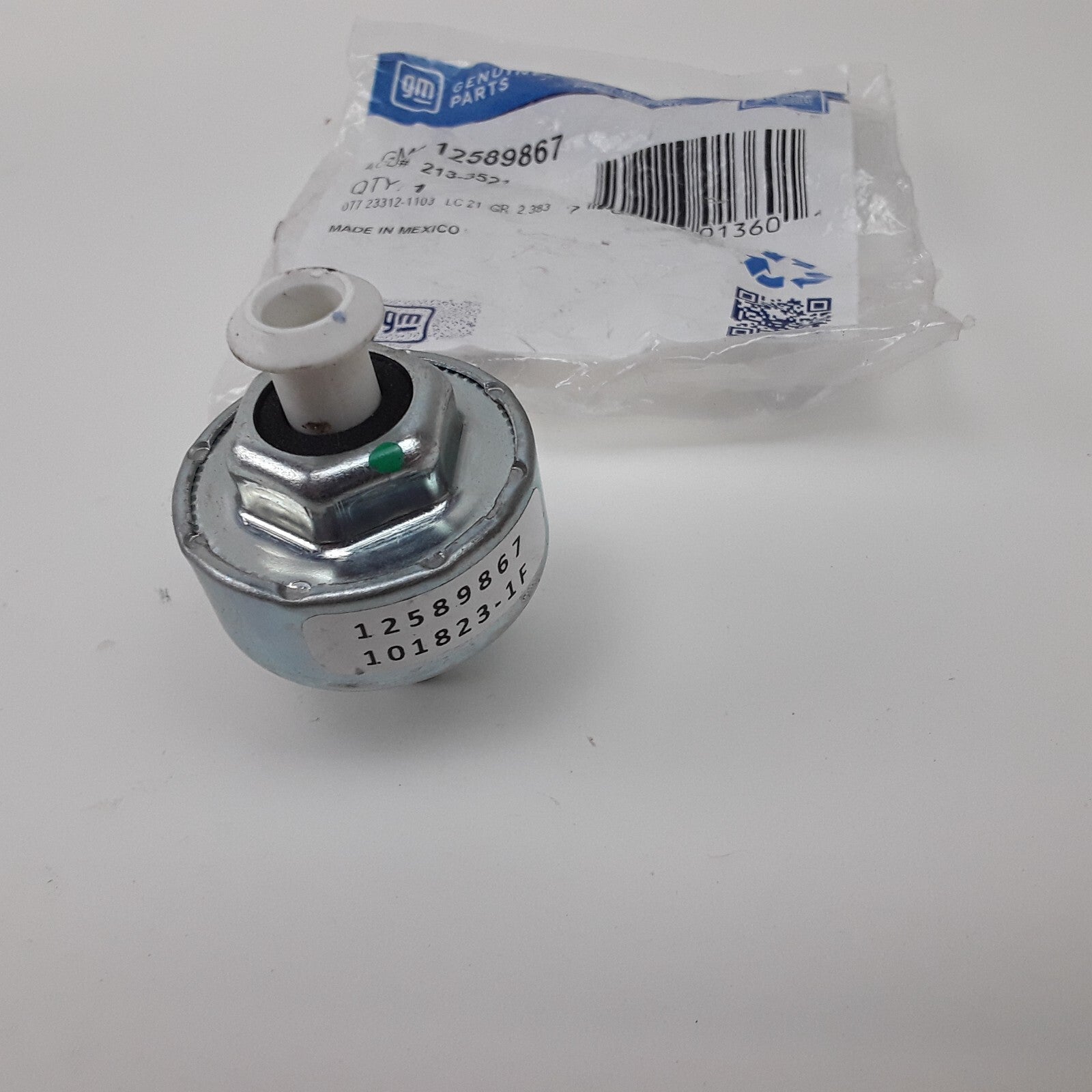 GM Knock Sensor 12589867 for Chevrolet, GMC, Cadillac Models 1998-2007