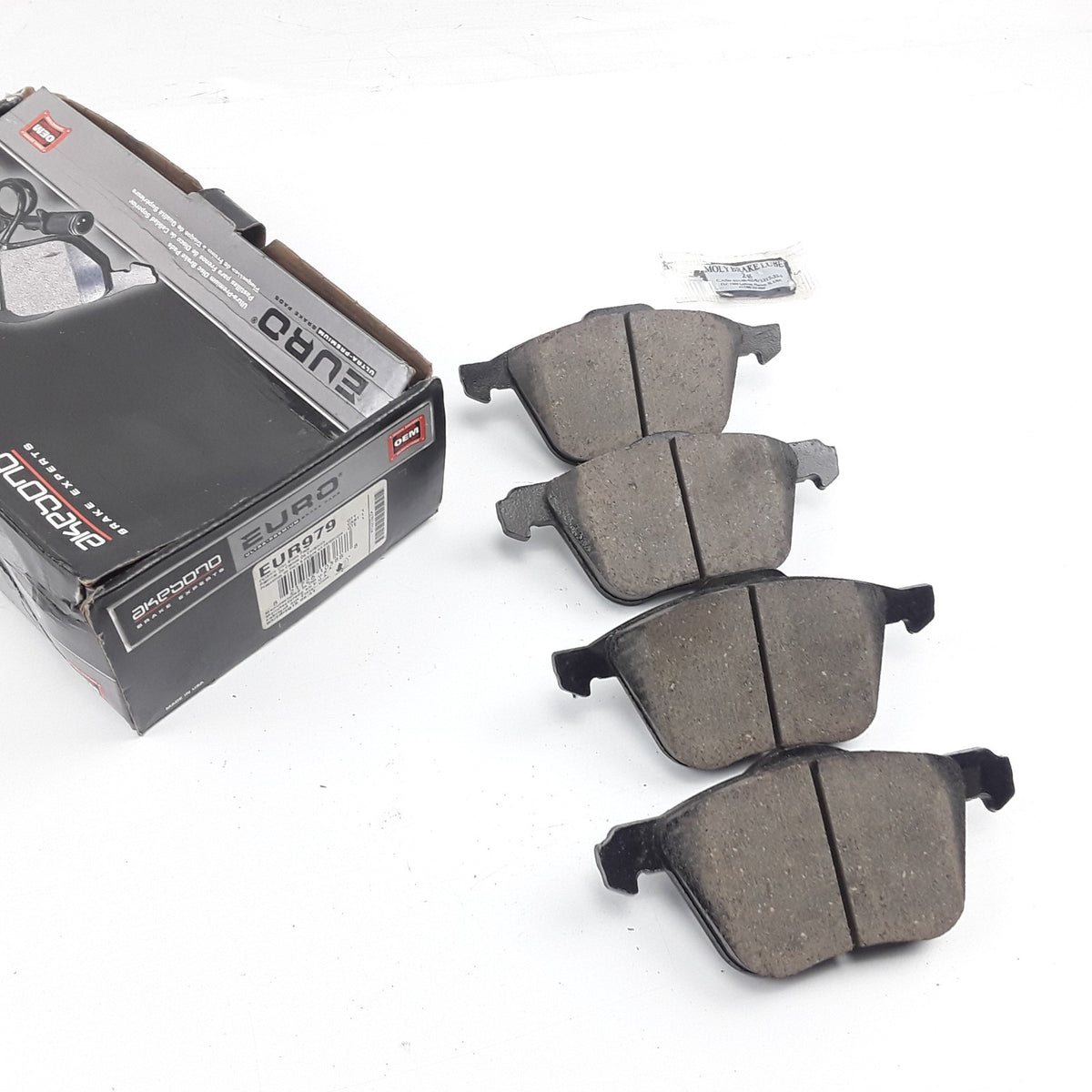 Disc Brake Pad Kit Fits Volvo S60 XC90 V70 2001 2002 2003 2004 2005 2006-2014