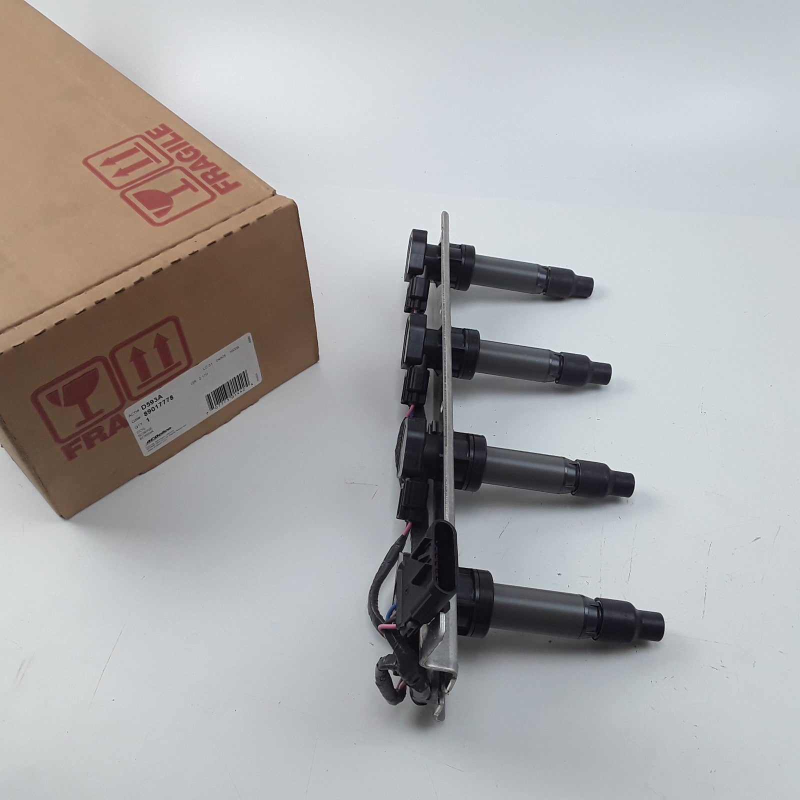 Acdelco Ignition Coil Connector For Cadillac Deville  STS SRX XLR 2004 2005 4.6L