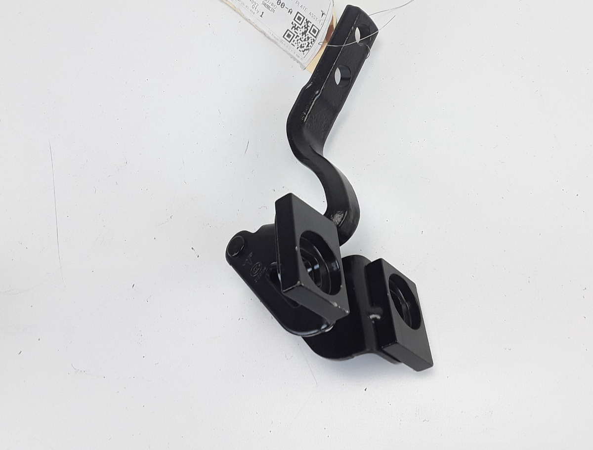 Model X 2015-2025 LH Liftgate Hinge Reinforcement Plate 1138282-00-A OEM