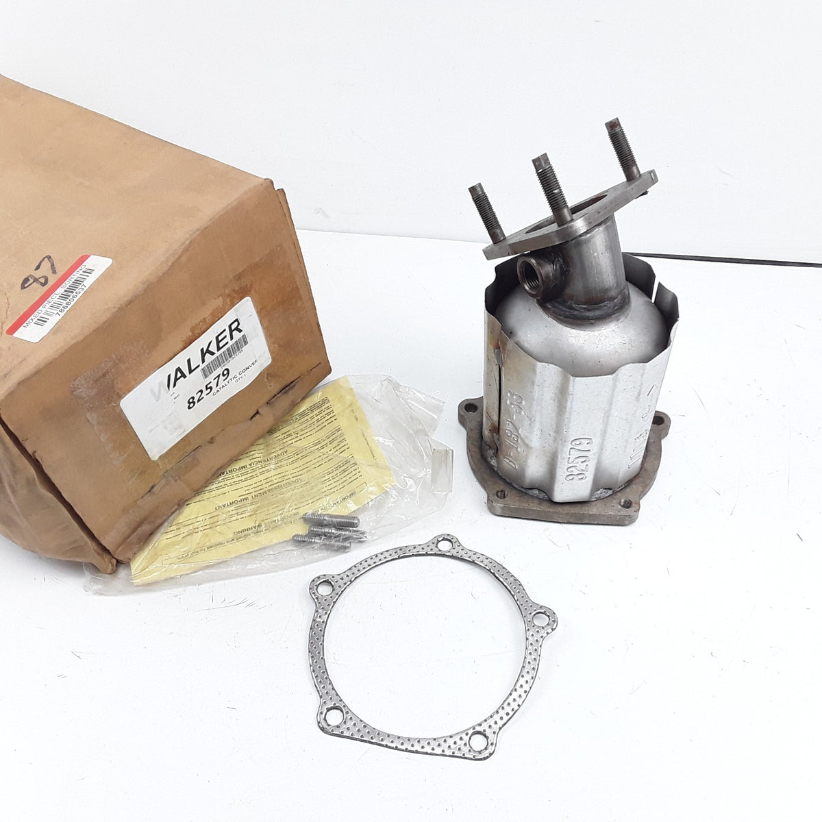 Catalytic Convertor Fits Hyundai Sonata Kia Optima 1999 2000 2001 2002 2003-2006