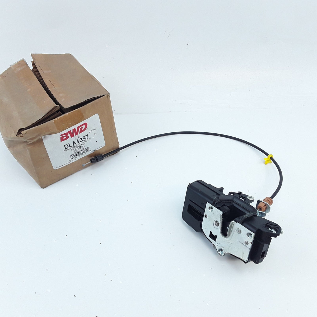 Front Left Power Door Lock Actuator Fits Chevrolet Impala (2006 2007 2008-2011)