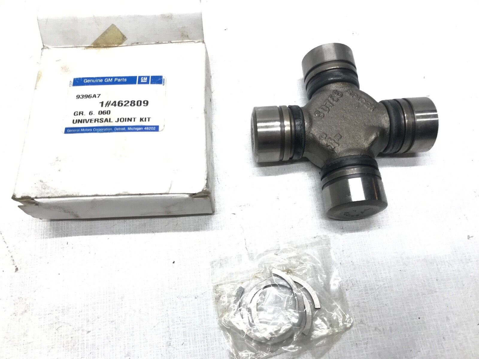 GENUINE UNIVERSAL JOINT KIT 1#462809 9396A7 - HotCarParts