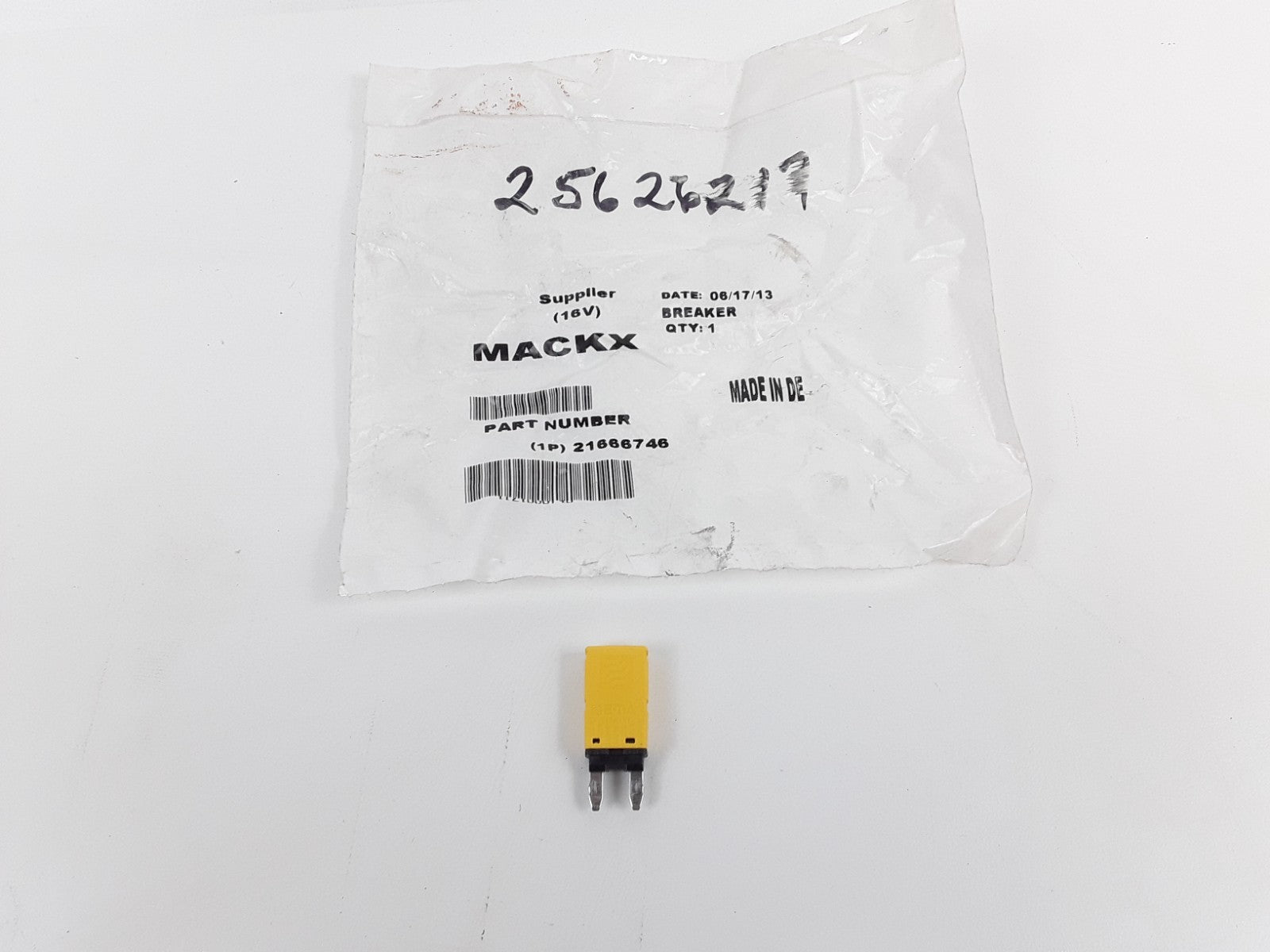 Mack 21666746 Circuit Breaker Assembly 20A For Mack Truck