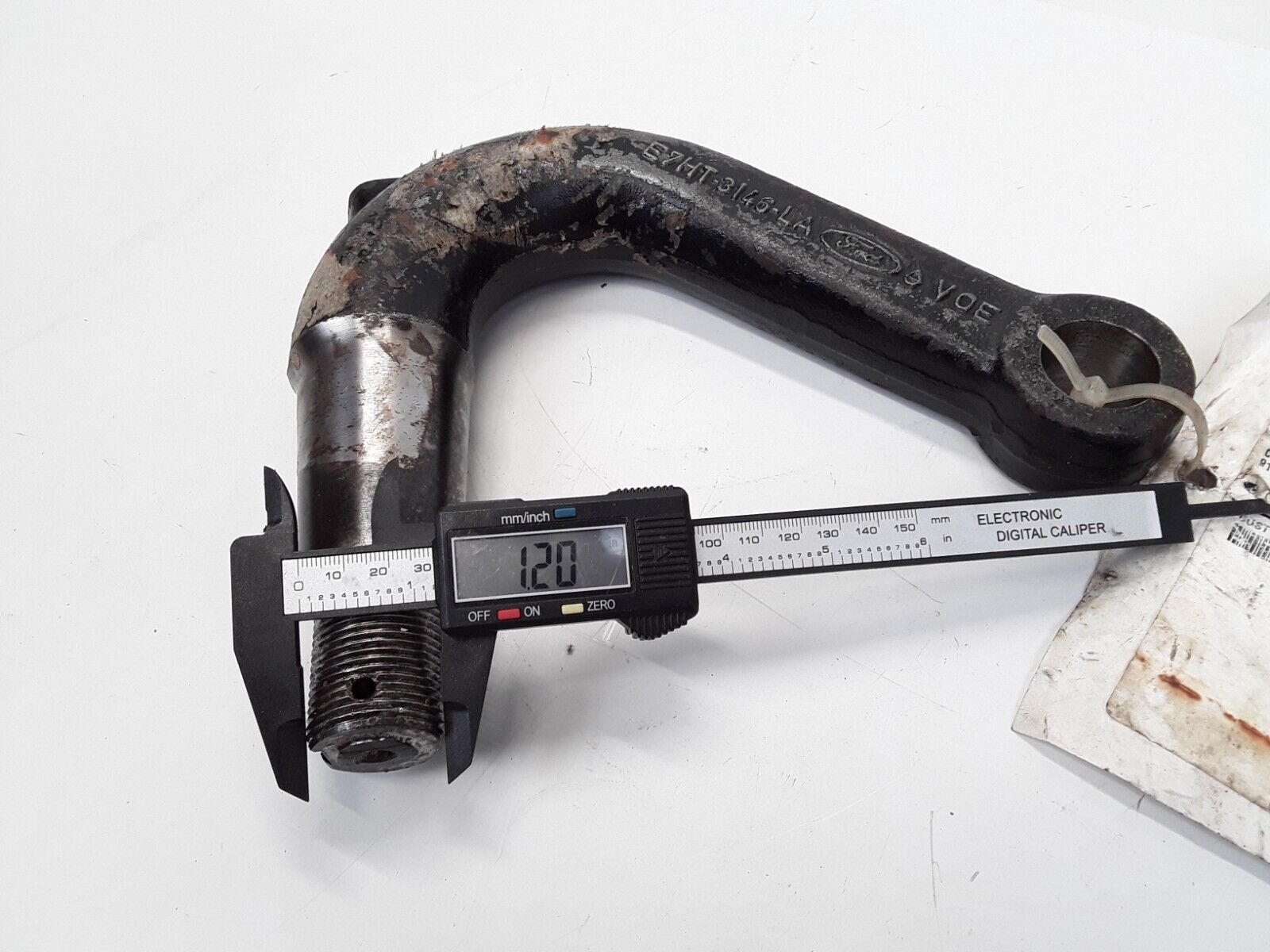 Genuine Ford E7HZ-3146-L Arm Steering Spindle E7HT-3146-LA Fast Free Shipping - HotCarParts