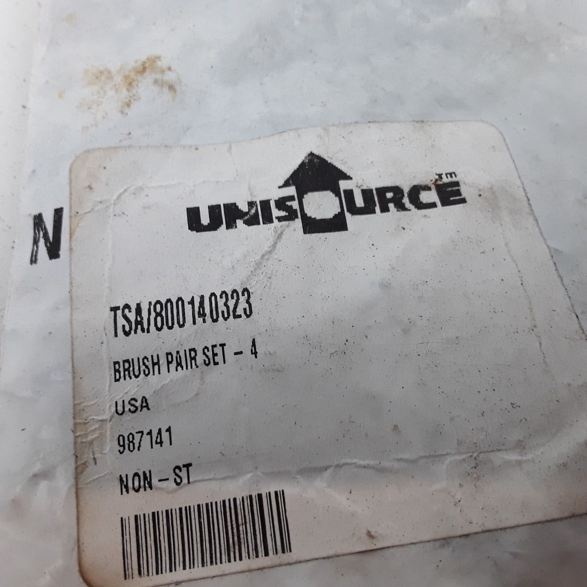 Unisource 800140323 Motor Carbon Brushes Fits Heavy Duty Forklifts