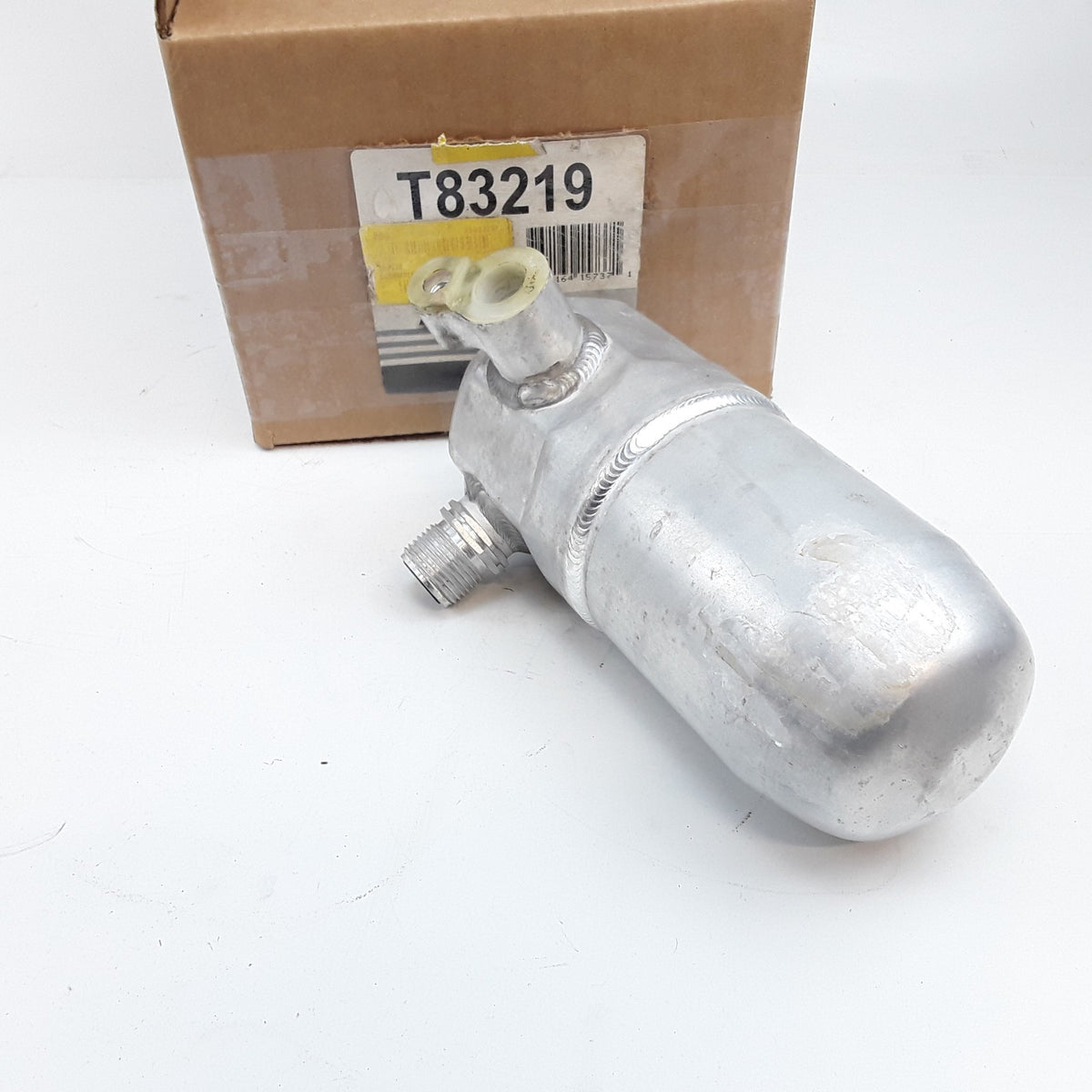A/C Accumulator Fits Oldsmobile Intrigue (1999 2000 2001 2002) Carquest T83219