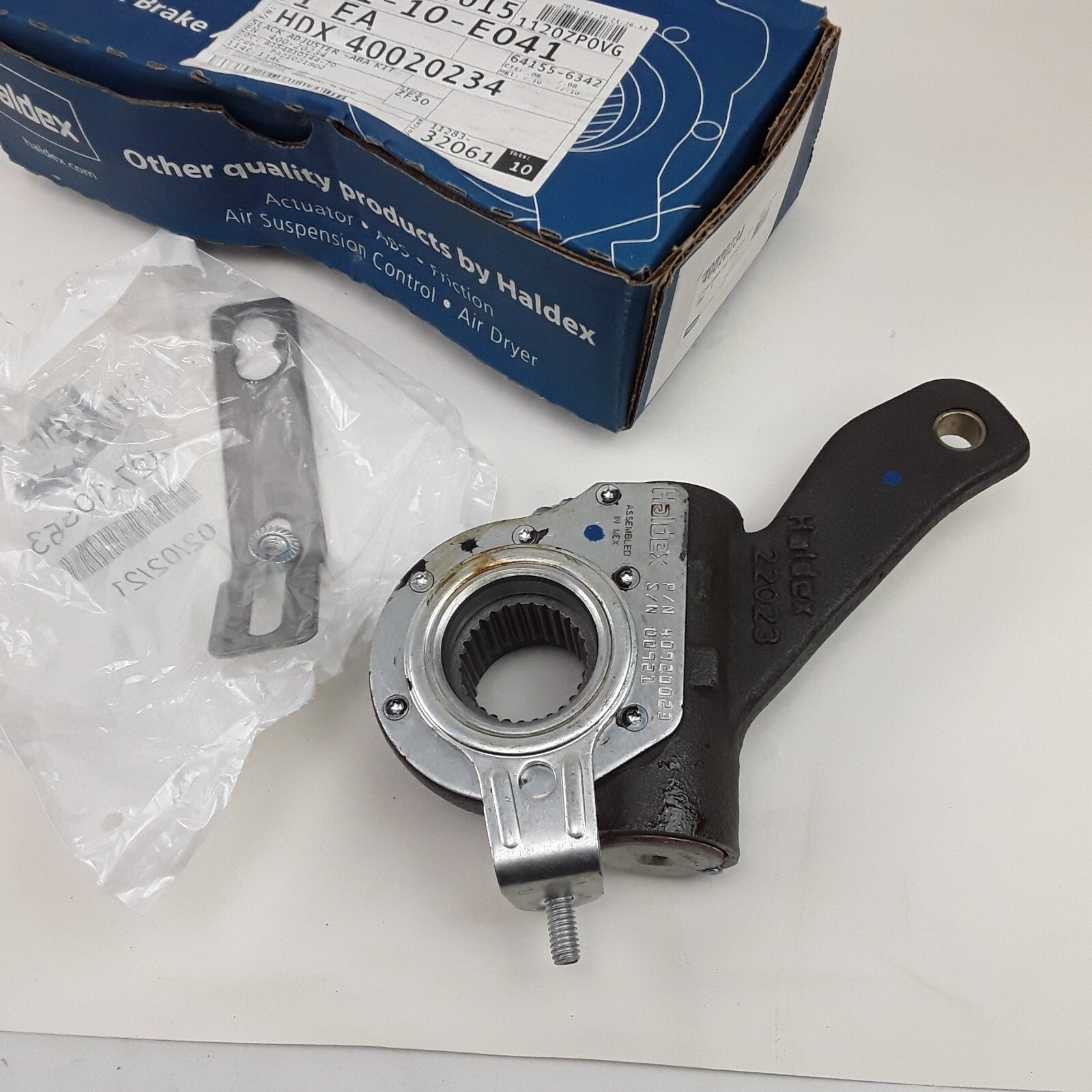 Air Brake Automatic Slack Adjuster Rear 6" Arm Length 1.5" Spline Diameter 28