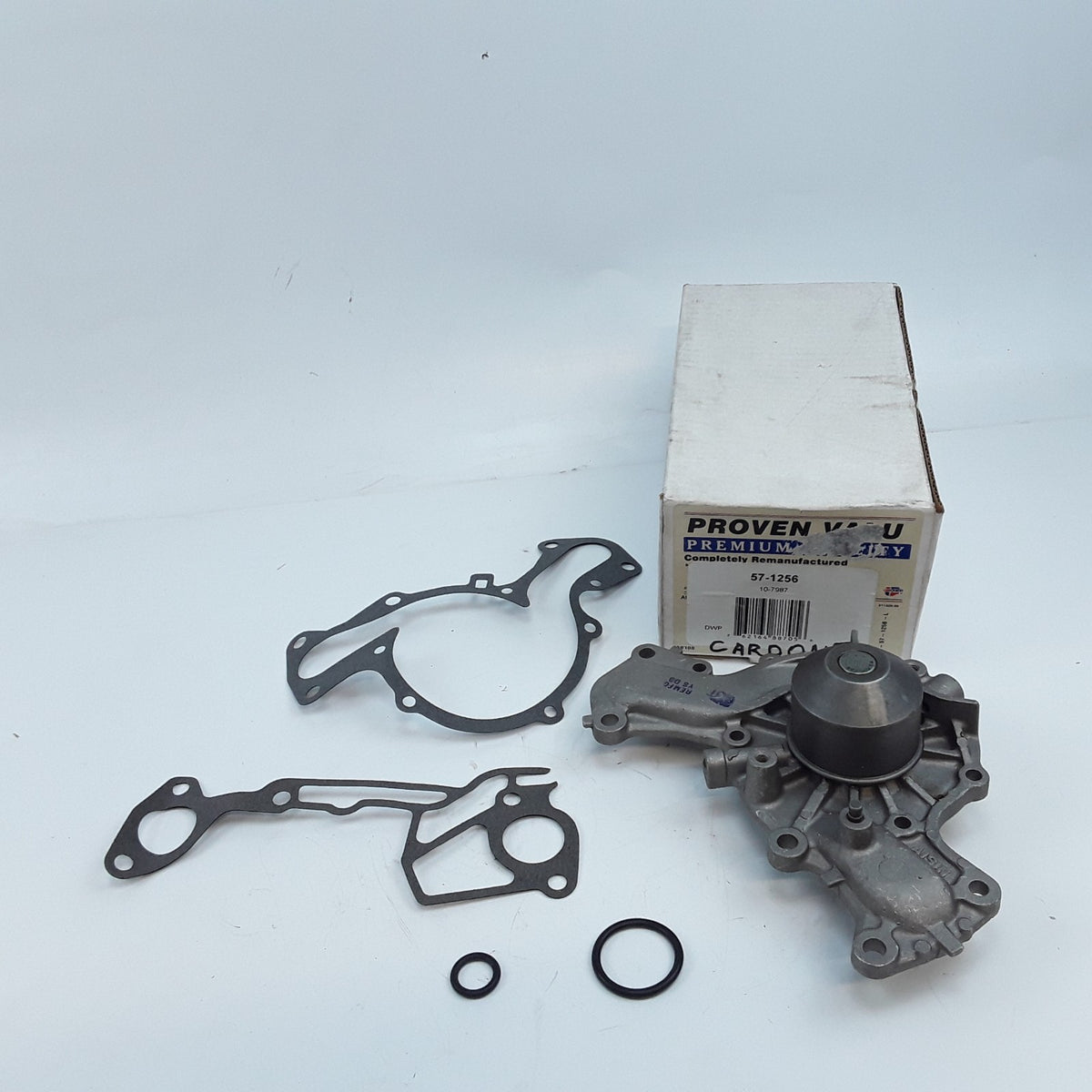 Water Pump Housing with Gaskets Fits Hyundai Chrysler Dodge Plymouth (1987-2000)