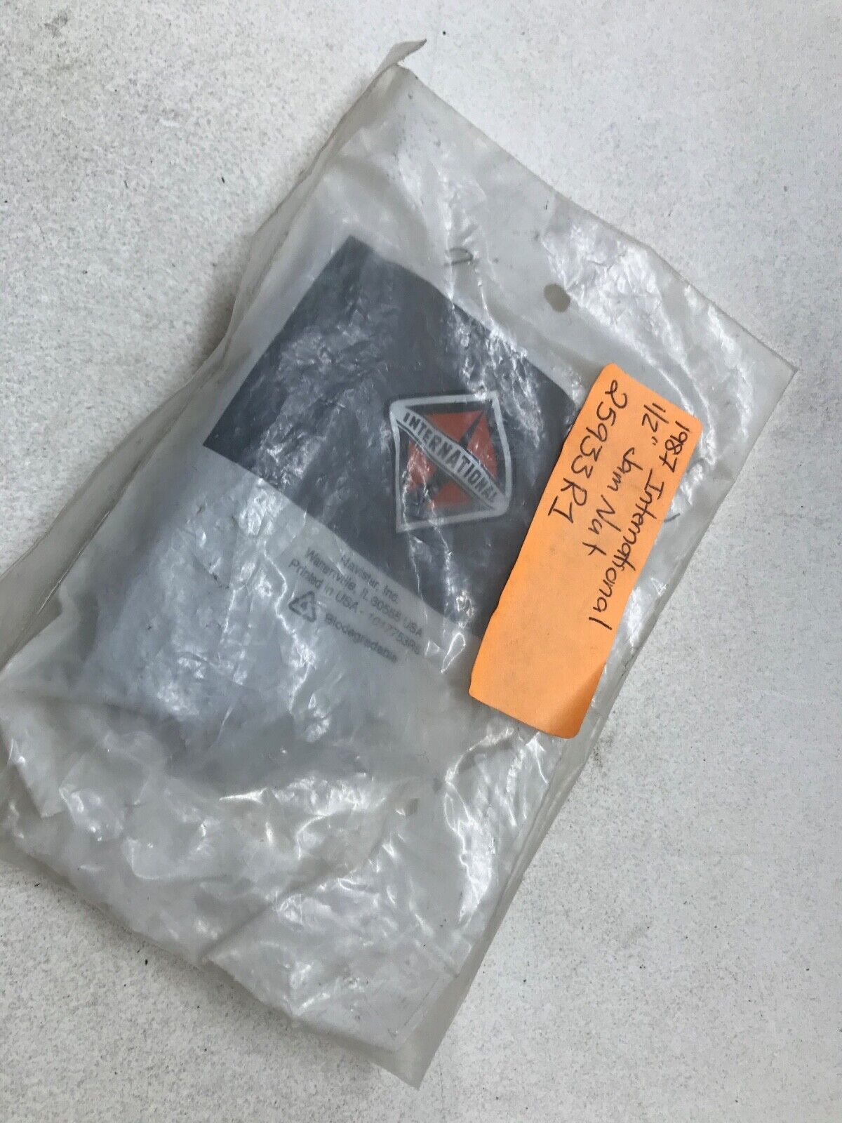 13 / PACK of GENUINE INTERNATIONAL NAVISTAR 25933R1 NUT Jam Nuts. FAST SHIPPING - HotCarParts