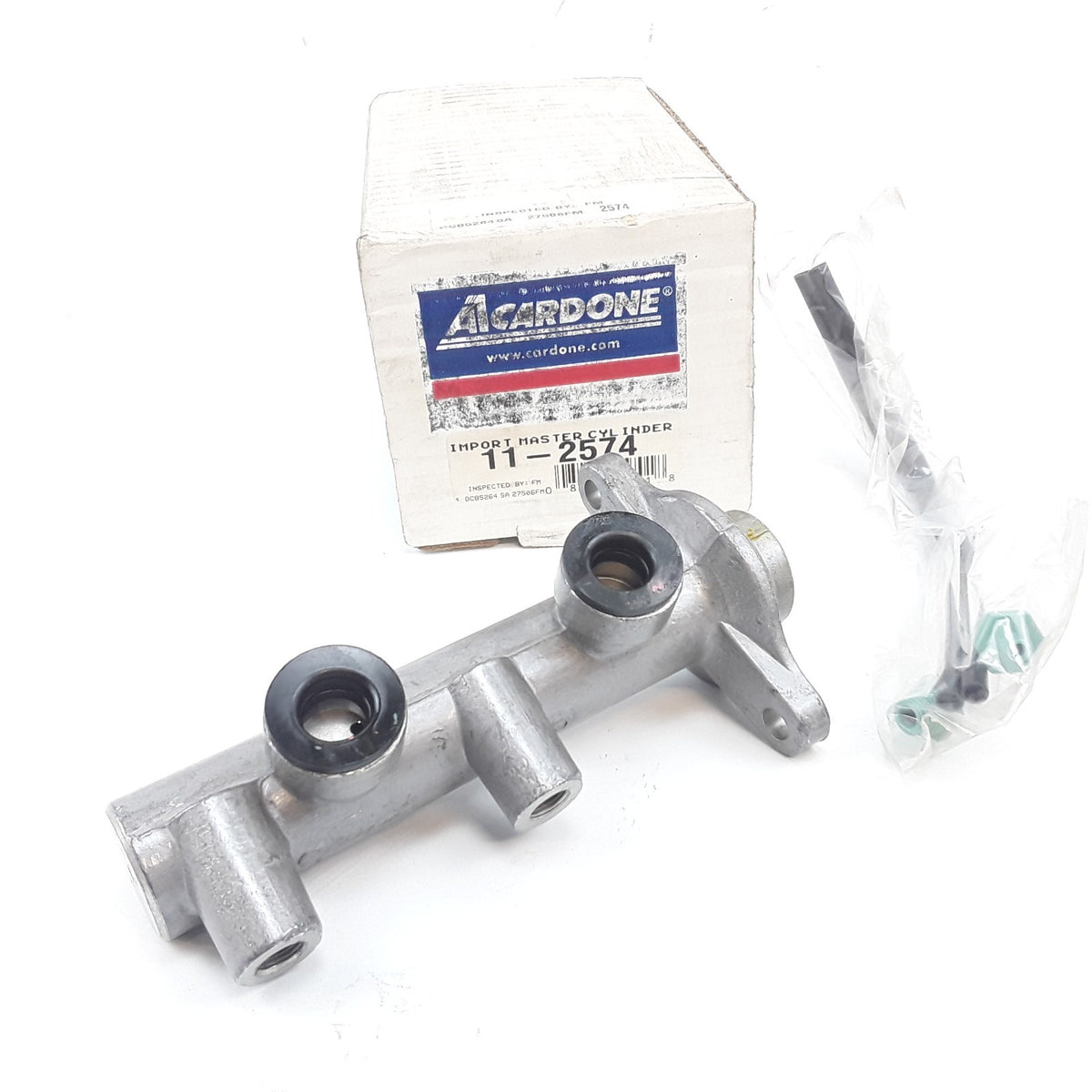 Master Cylinder Fits Mitsubishi Precis Hyundai Excel Scoupe Elantra 1990-1995