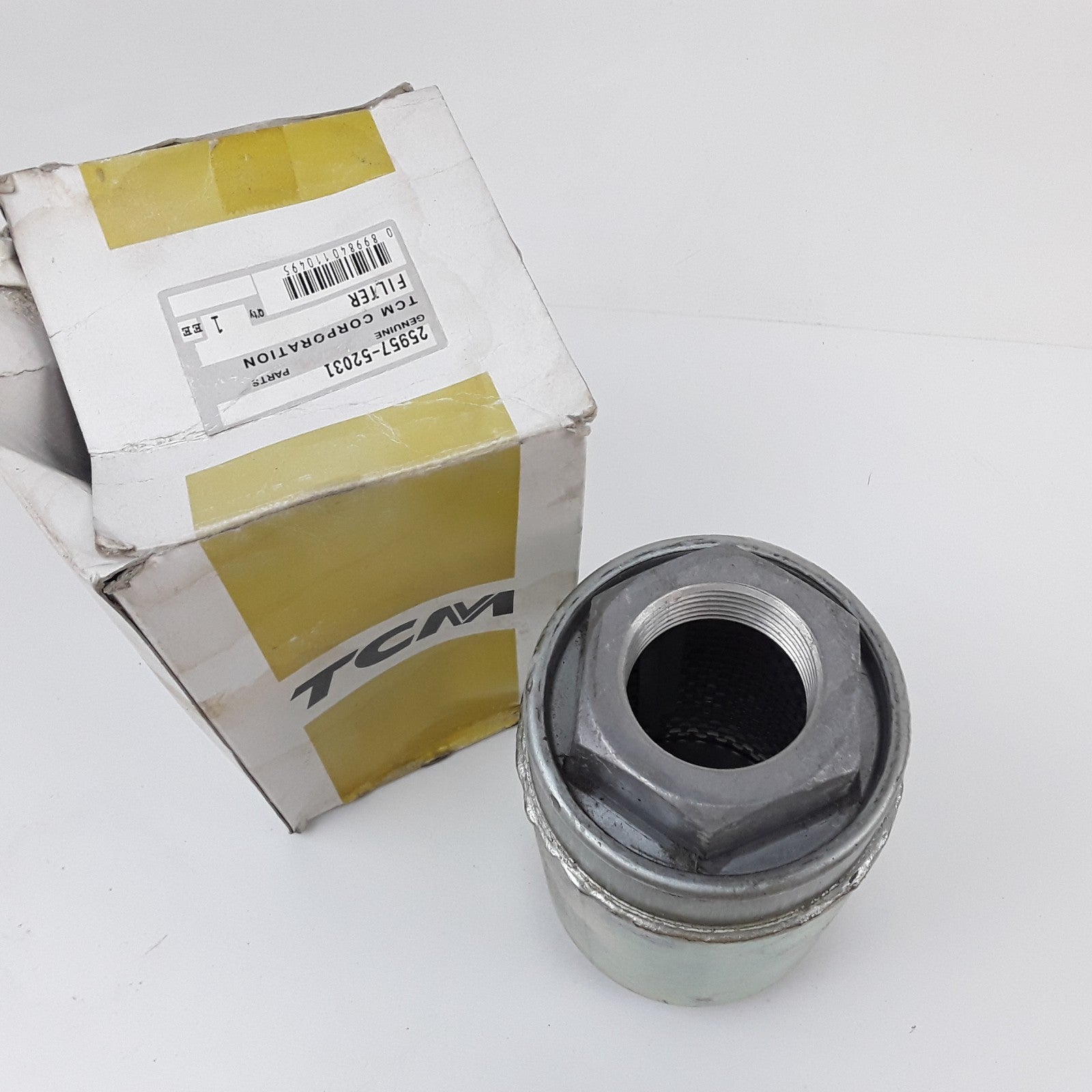 TCM 25957-52031 Hydraulic Suction Filter Forklift Fits FD35–50 / FG35–50