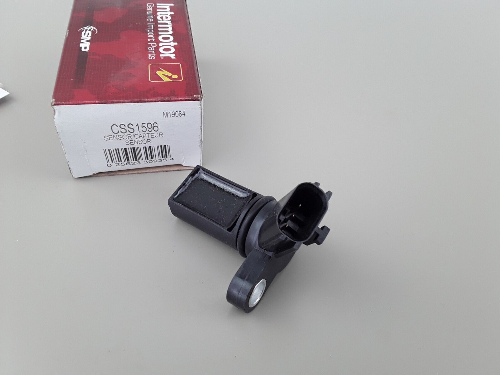 Engine Camshaft Position Sensor For Nissan Armada 2005-2015,Pathfinder 2008-2012 - HotCarParts